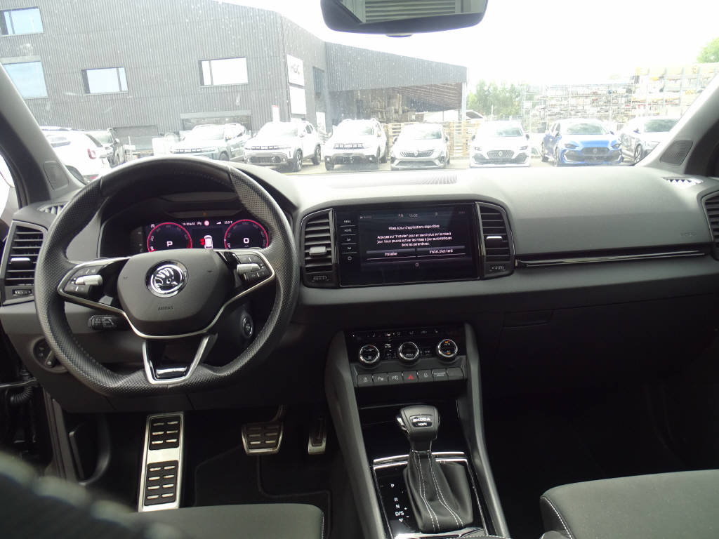 SKODA Karoq 2.0 TSI SportLine 4x4 DSG-image-8