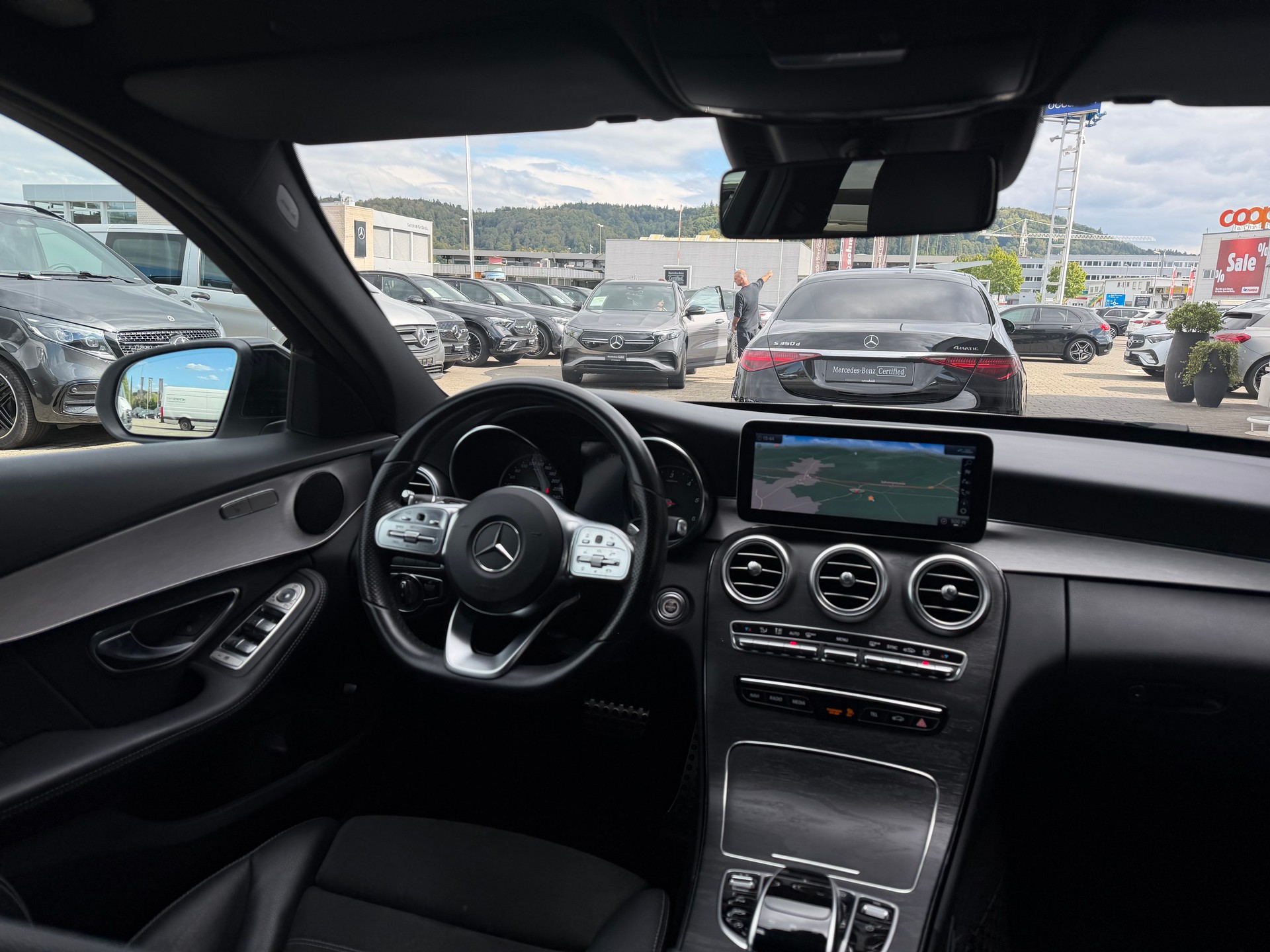 MERCEDES-BENZ C 220 d AMG Line 4Matic 9G-Tronic-image-6