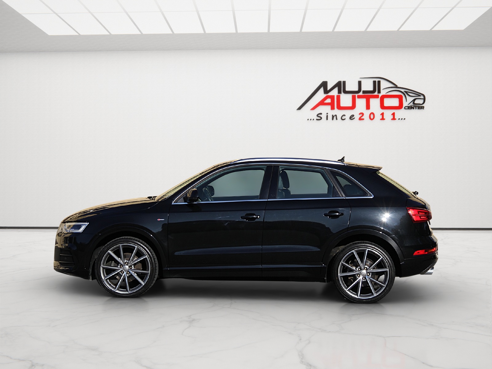 AUDI Q3 2.0 TDI sport quattro S-tronic-image-1