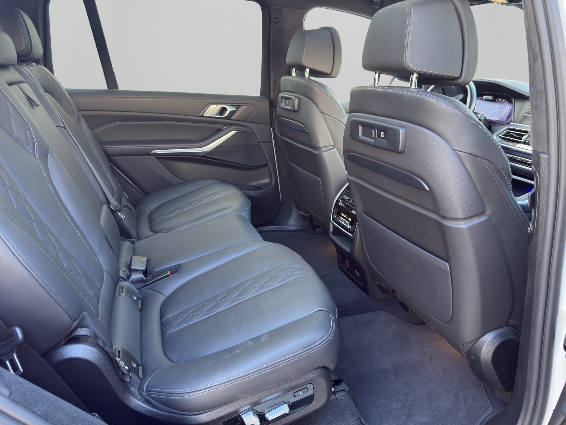 BMW X7 G07 40d xDrive SAG-image-19
