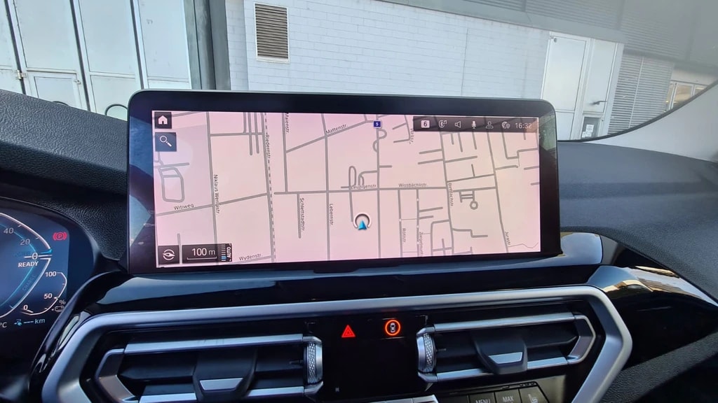 BMW X3 xDrive 30e ** 292 PS ** Voll-Leder ** Gr-Navi ** RF-Kamera ** Head UP Display ** Modell 2022 ** Ab MFK **-image-11