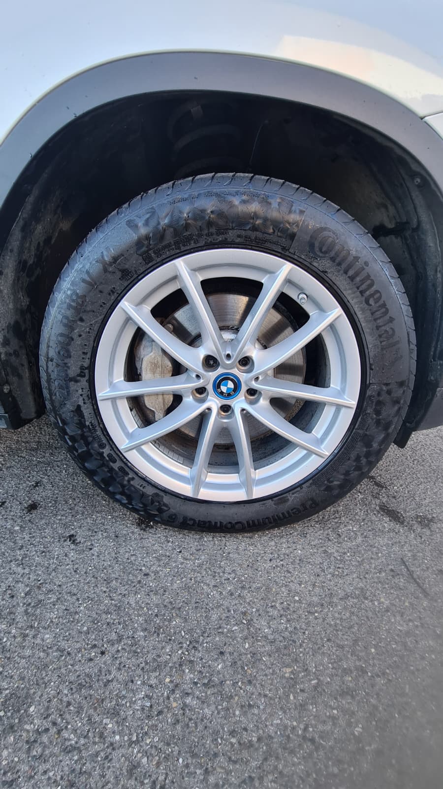 BMW X3 xDrive 30e ** 292 PS ** Voll-Leder ** Gr-Navi ** RF-Kamera ** Head UP Display ** Modell 2022 ** Ab MFK **-image-16