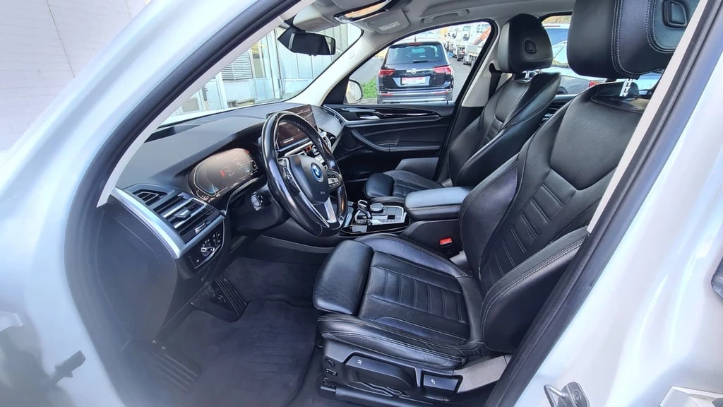 BMW X3 xDrive 30e ** 292 PS ** Voll-Leder ** Gr-Navi ** RF-Kamera ** Head UP Display ** Modell 2022 ** Ab MFK **-image-15