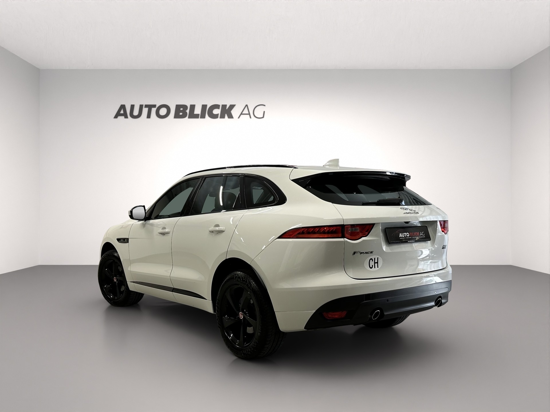 JAGUAR F-Pace 25d R-Sport AWD Automatik-image-5