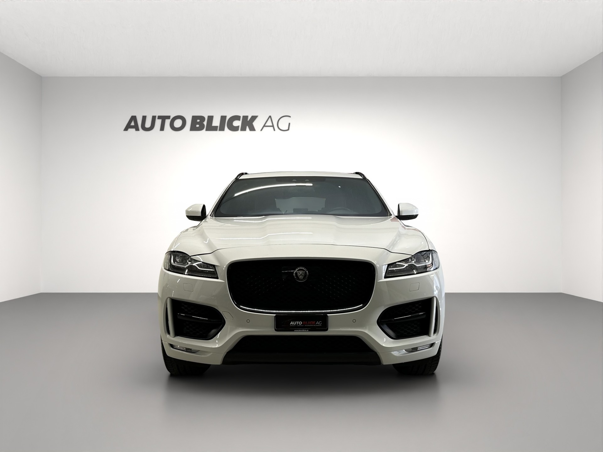JAGUAR F-Pace 25d R-Sport AWD Automatik-image-2