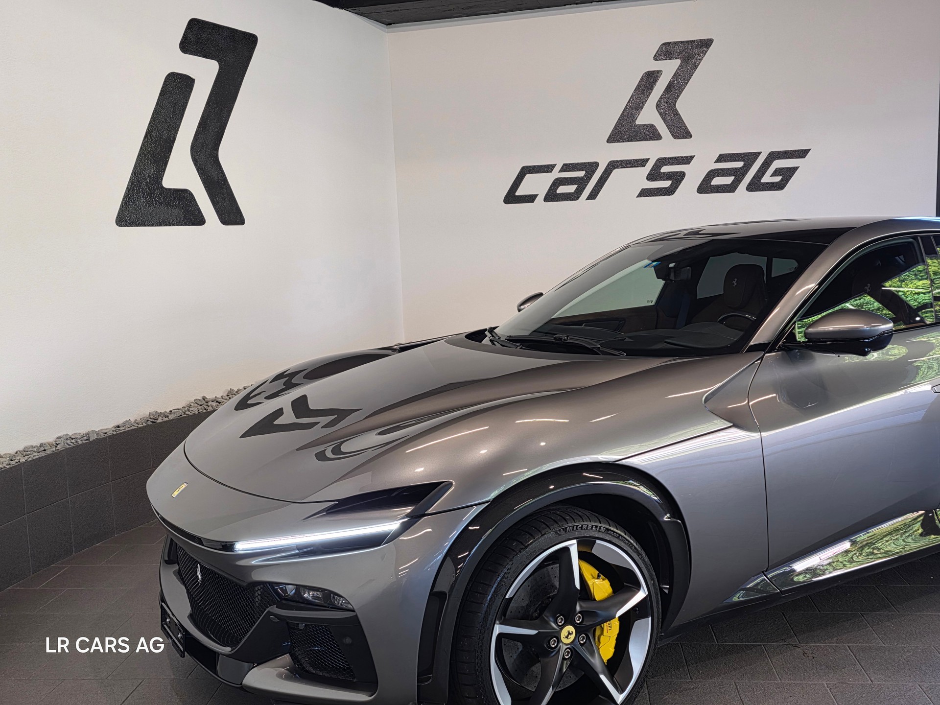 FERRARI 6.5 V12-image-6