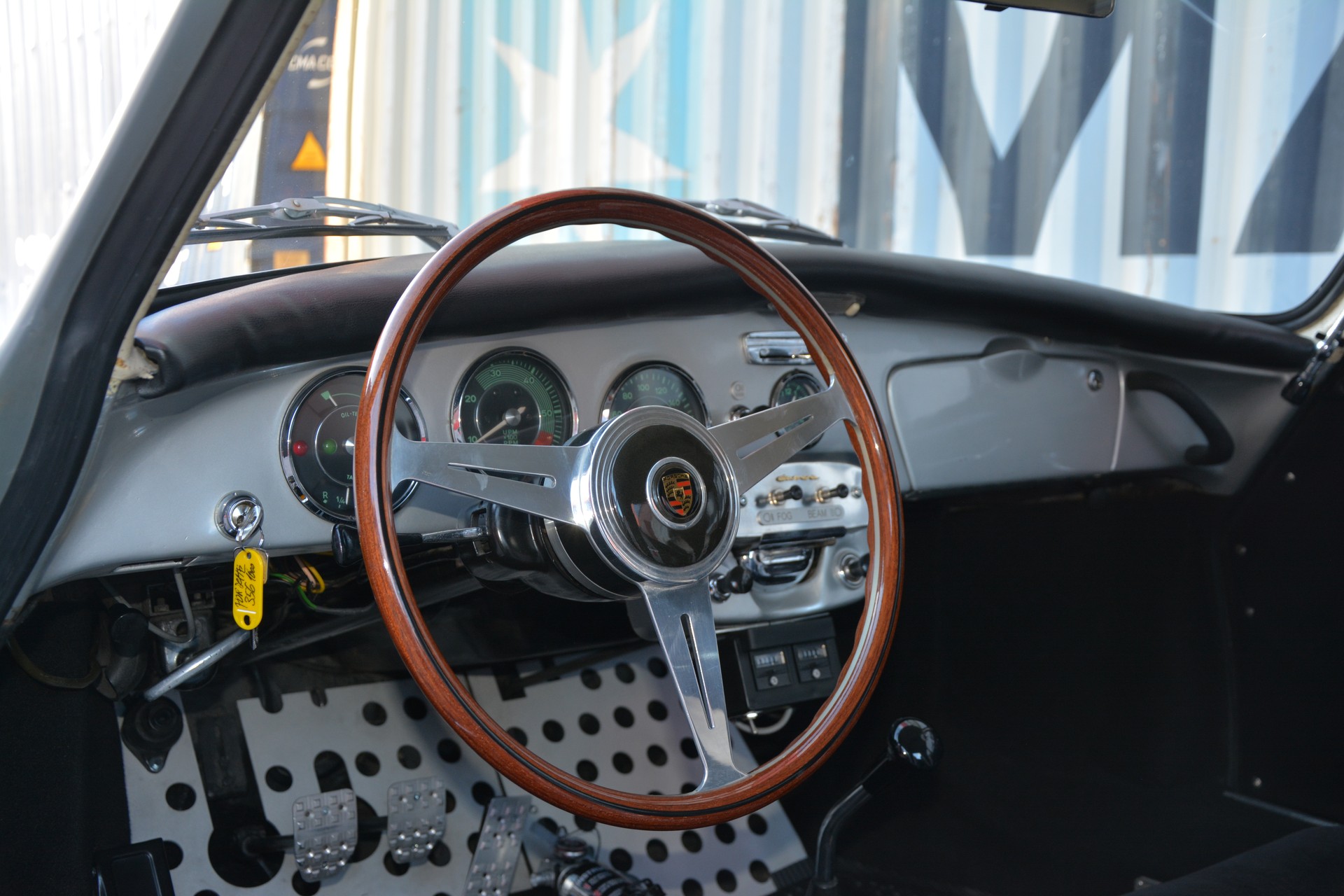 PORSCHE 356 C 1600 SC-image-31
