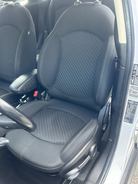 MINI Countryman Cooper D ALL4 Steptronic-image-2
