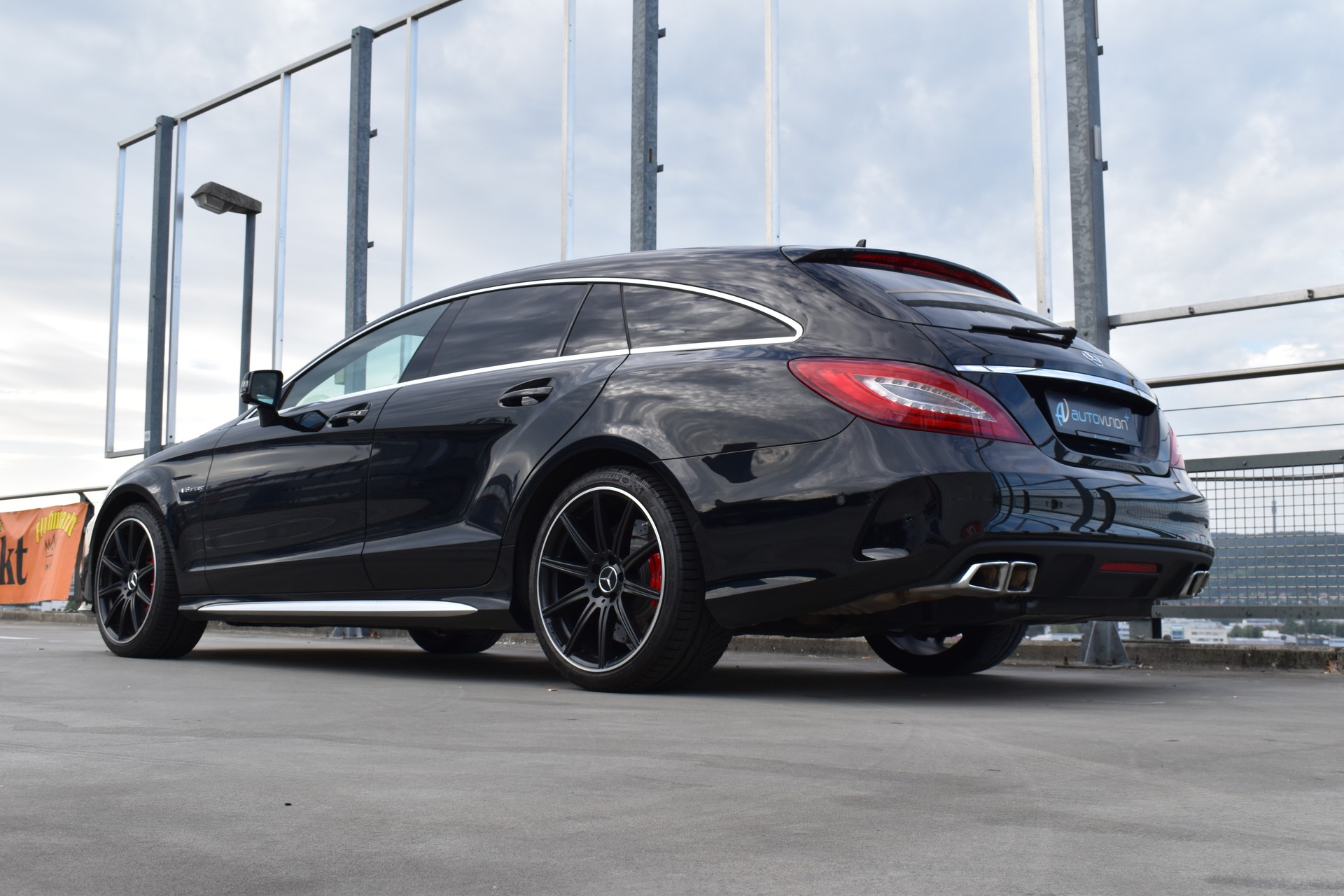MERCEDES-BENZ CLS SHOOTING BRAKE 63 AMG S 4MATIC SPEEDSHIFT MCT l 585 PS-image-13