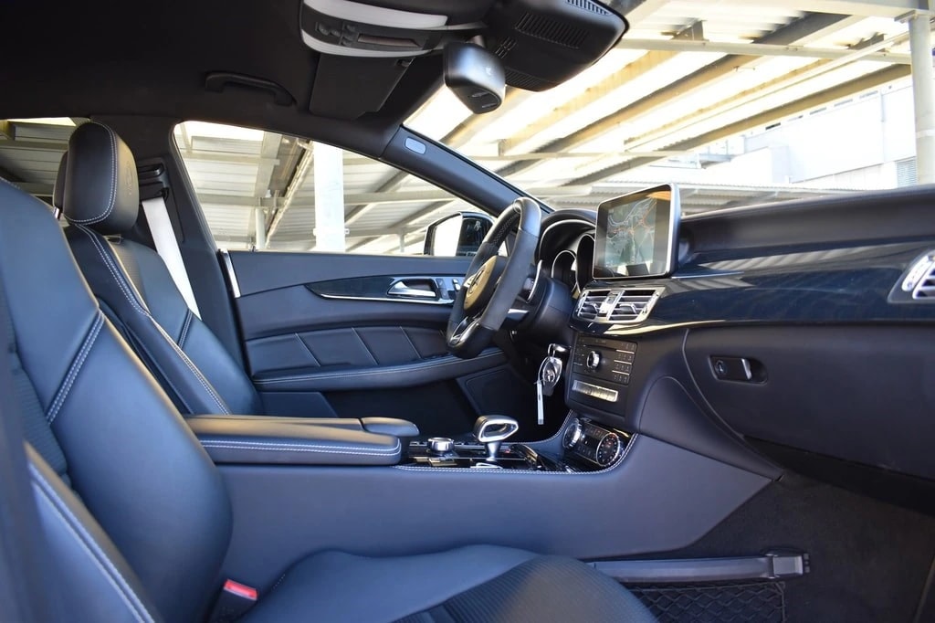MERCEDES-BENZ CLS SHOOTING BRAKE 63 AMG S 4MATIC SPEEDSHIFT MCT l 585 PS-image-26