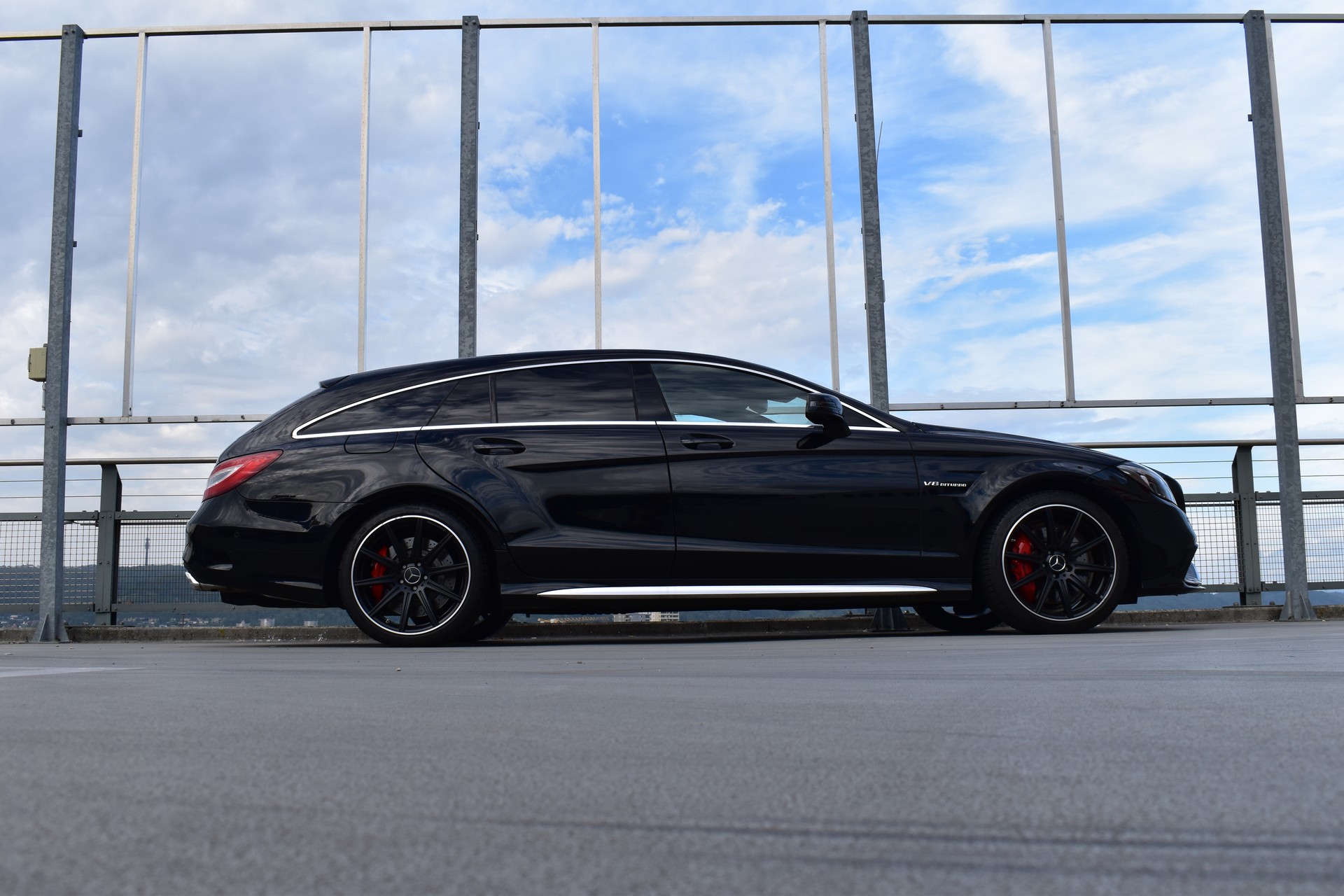 MERCEDES-BENZ CLS SHOOTING BRAKE 63 AMG S 4MATIC SPEEDSHIFT MCT l 585 PS-image-0