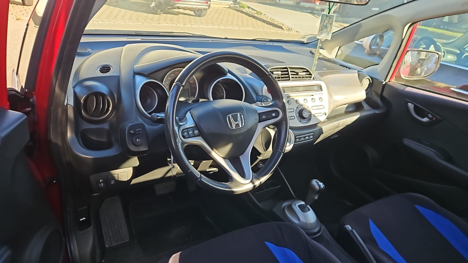 HONDA Jazz 1.4i Elegance i-Shift-image-1