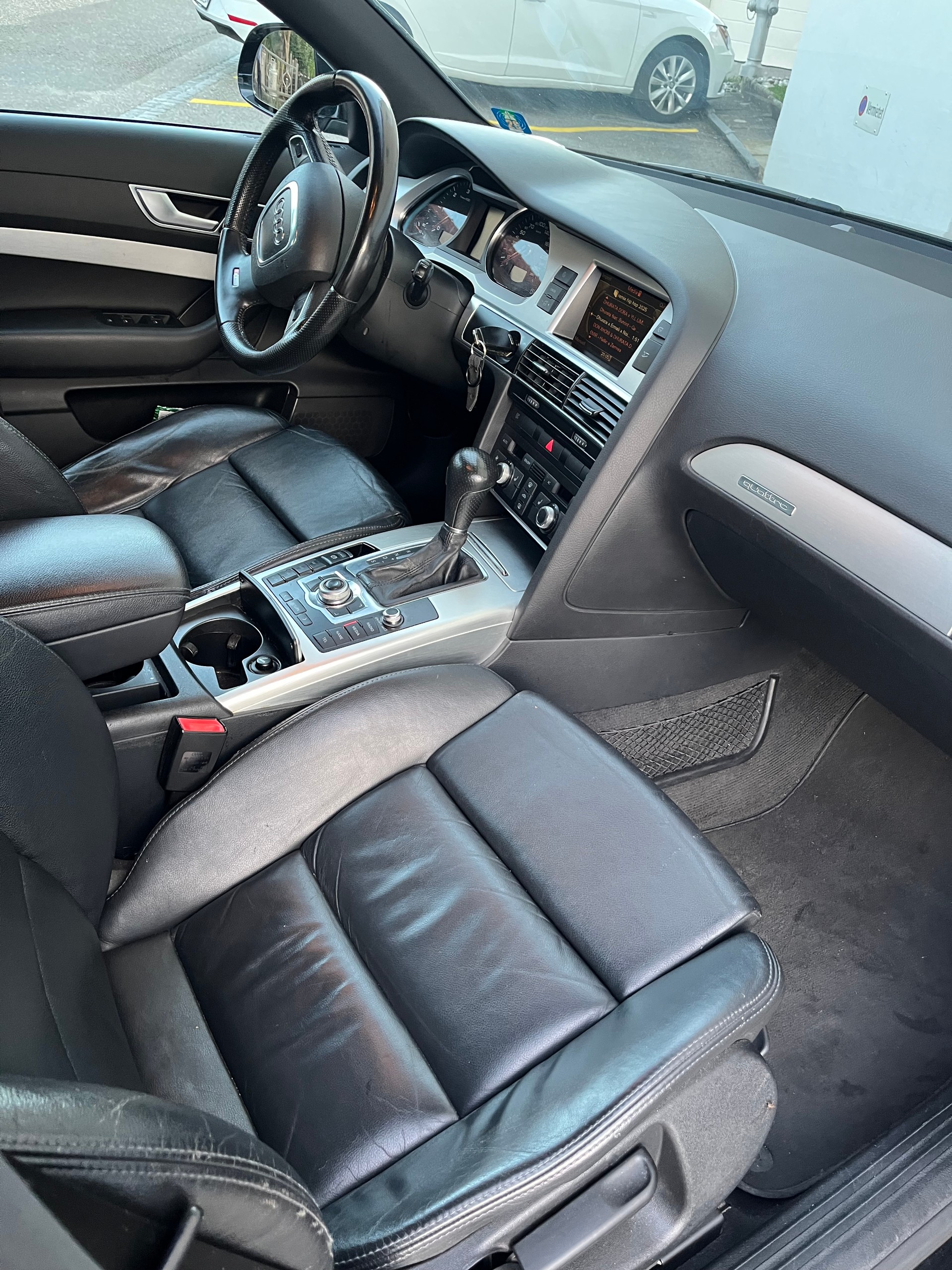 AUDI A6 Allroad 3.0 V6 TDI Quattro S-Line-image-2