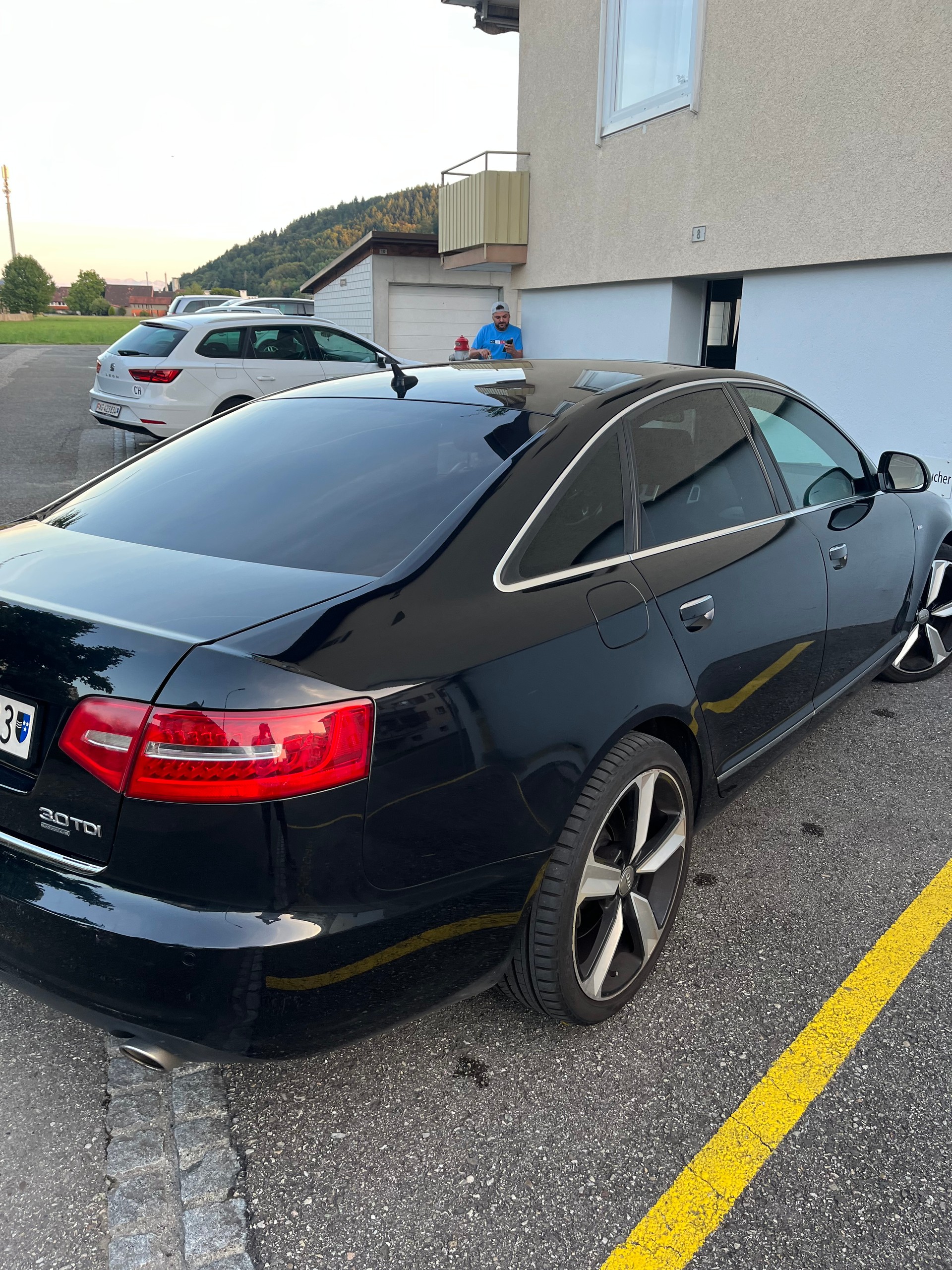AUDI A6 Allroad 3.0 V6 TDI Quattro S-Line-image-1
