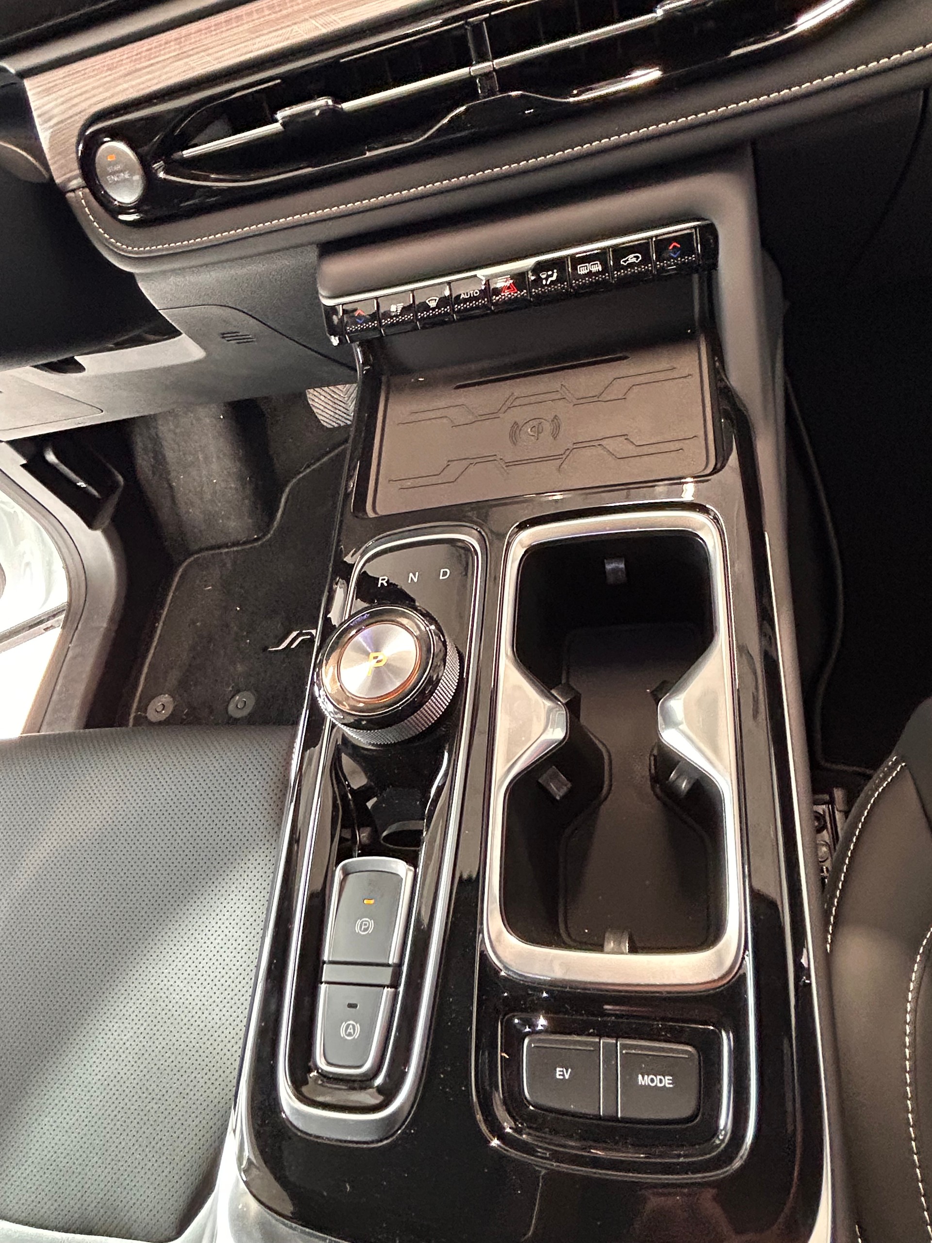 JAC JS6 1.5 PHEV-image-8