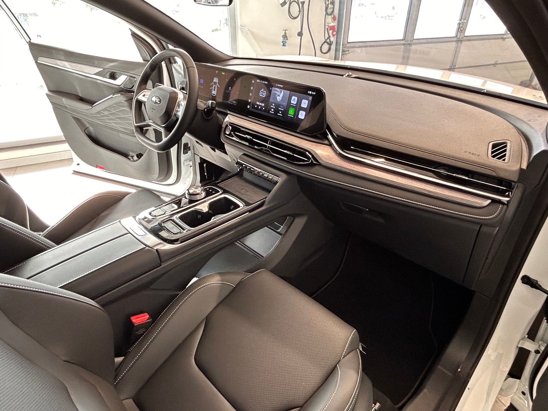 JAC JS6 1.5 PHEV-image-7