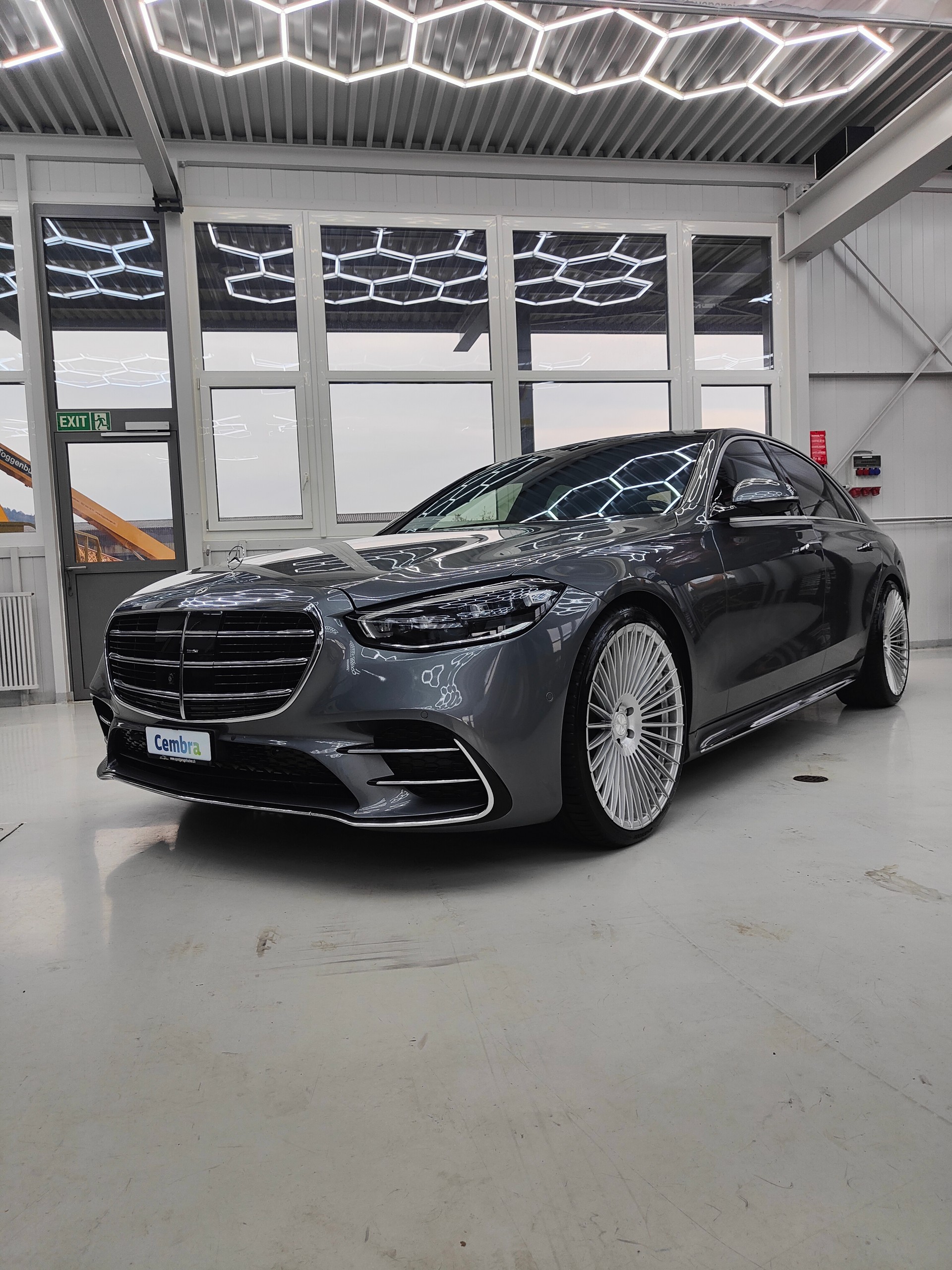 MERCEDES-BENZ S 350 d 4Matic AMG Line 9G-Tronic-image-1