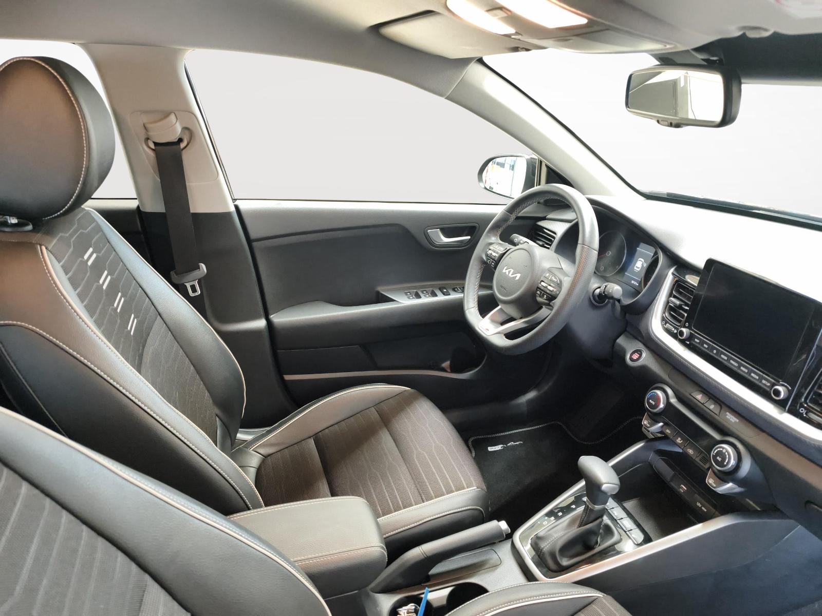 KIA Stonic 1.0 T-GDi MHEV GT-Line - Ruote invernali incluse-image-9