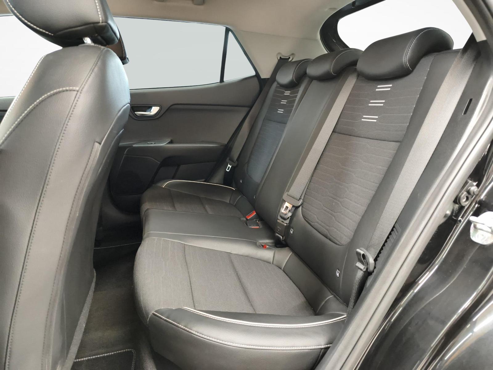 KIA Stonic 1.0 T-GDi MHEV GT-Line - Ruote invernali incluse-image-10