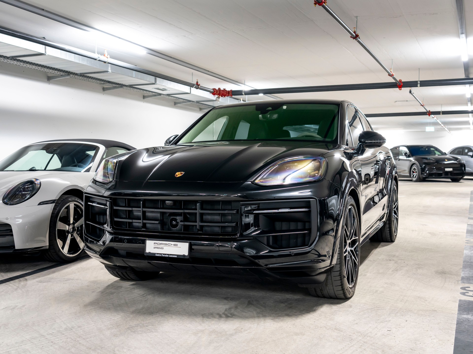 PORSCHE Cayenne Coupé GTS Tiptronic-image-0