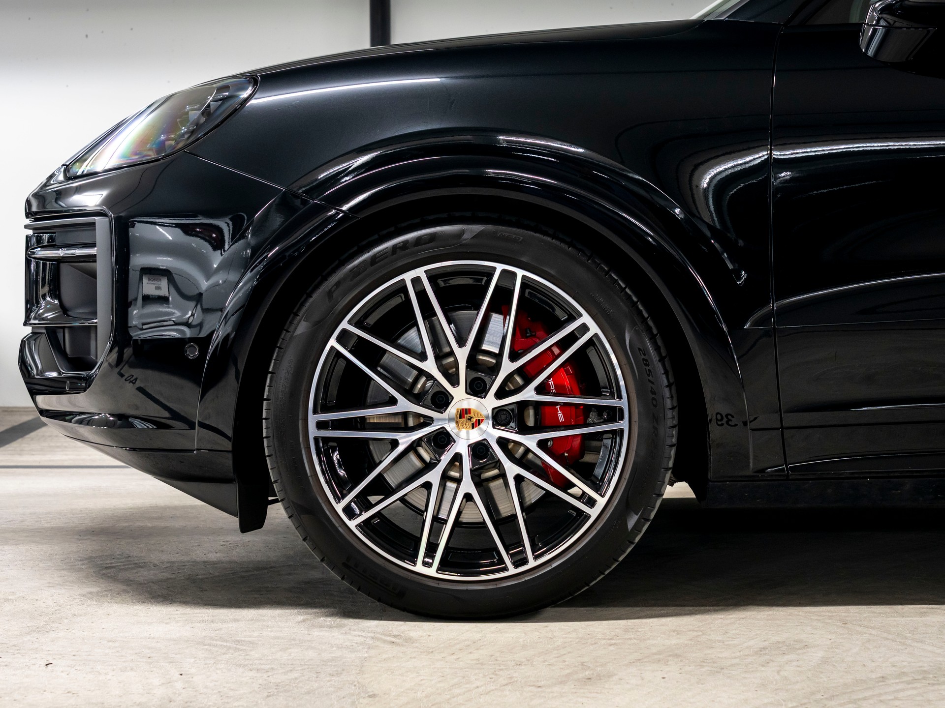 PORSCHE Cayenne Coupé GTS Tiptronic-image-9