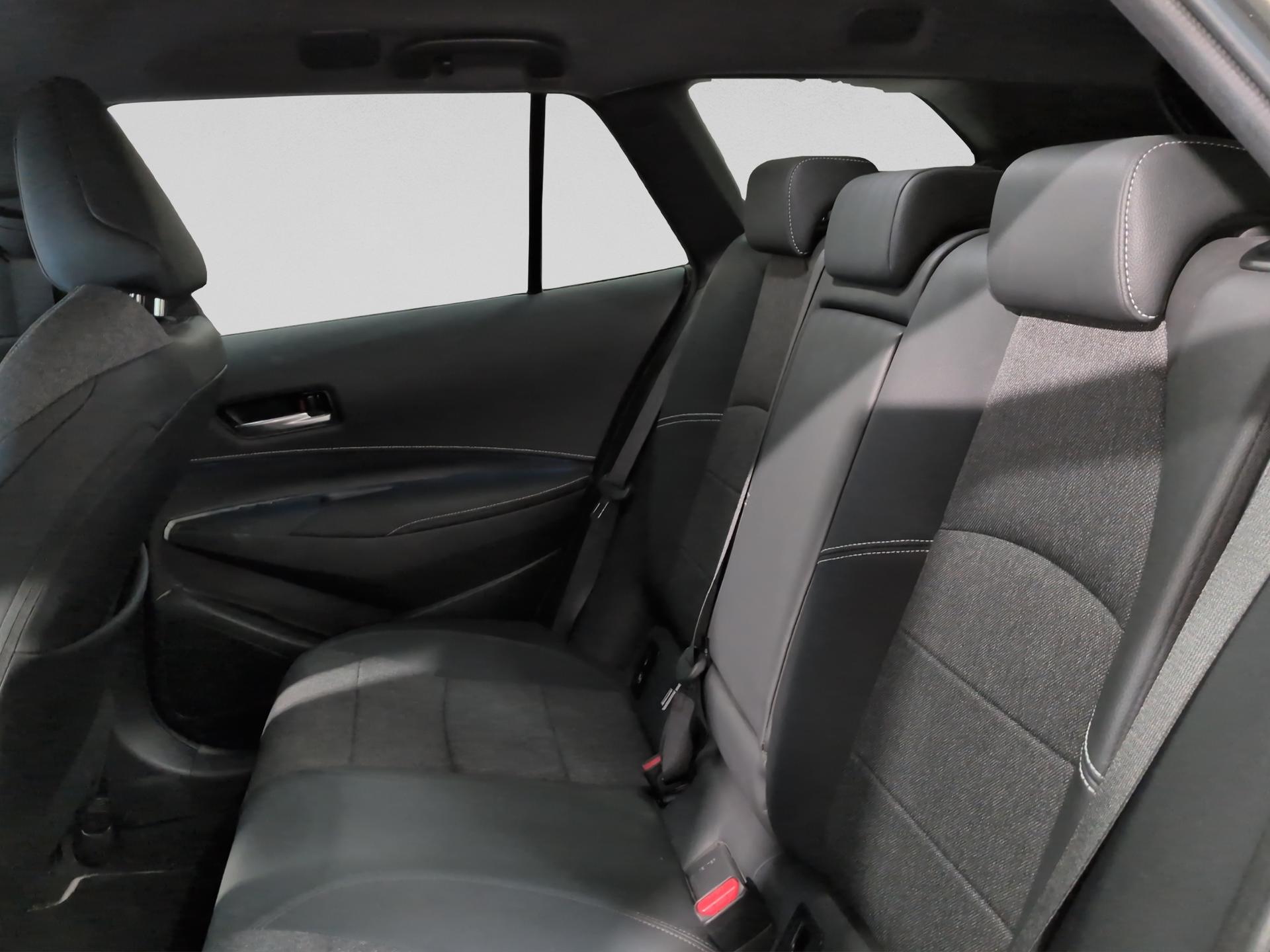 TOYOTA Corolla Touring Sports 2.0 HSD Trend e-CVT-image-14