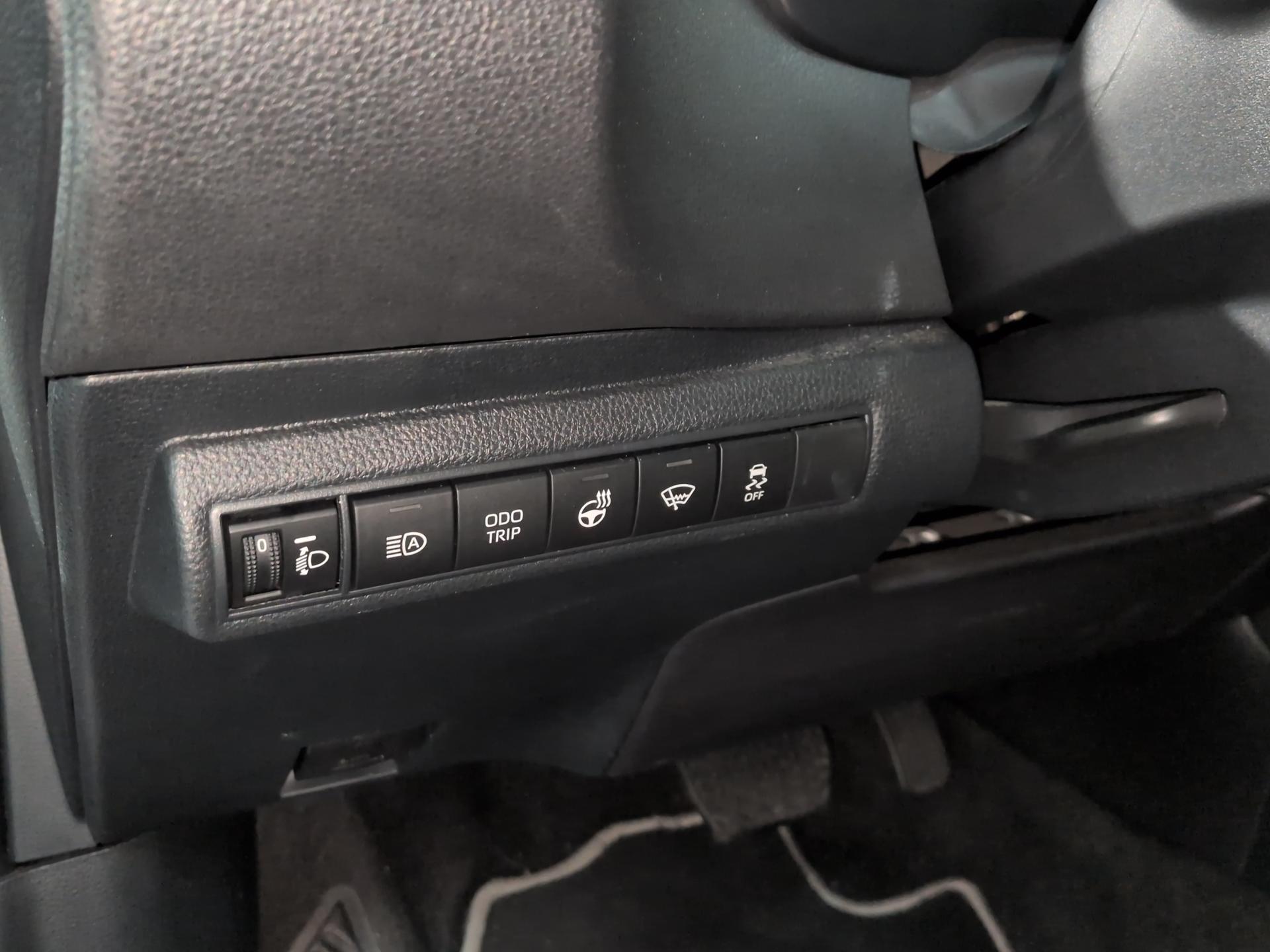TOYOTA Corolla Touring Sports 2.0 HSD Trend e-CVT-image-18