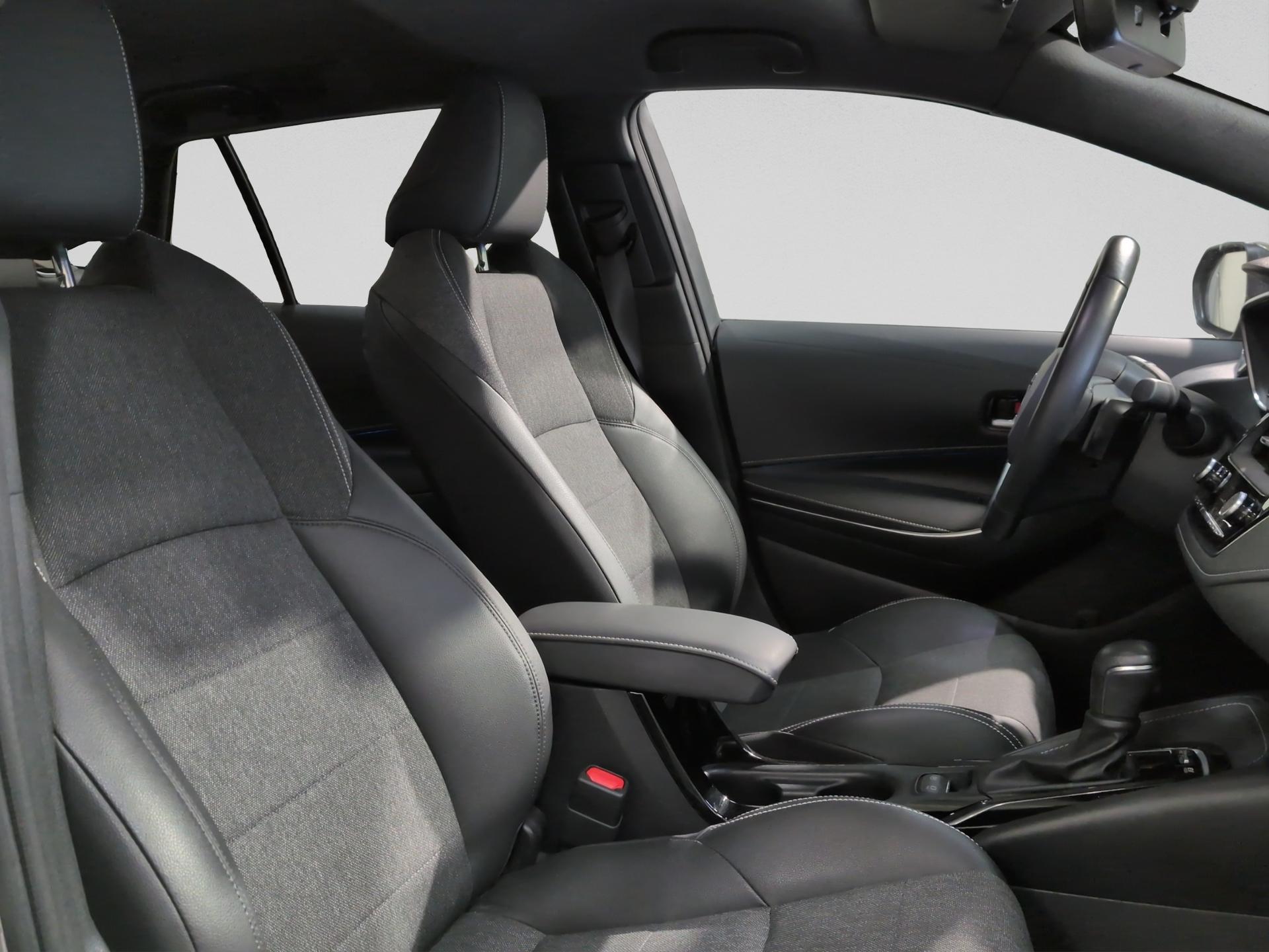 TOYOTA Corolla Touring Sports 2.0 HSD Trend e-CVT-image-16