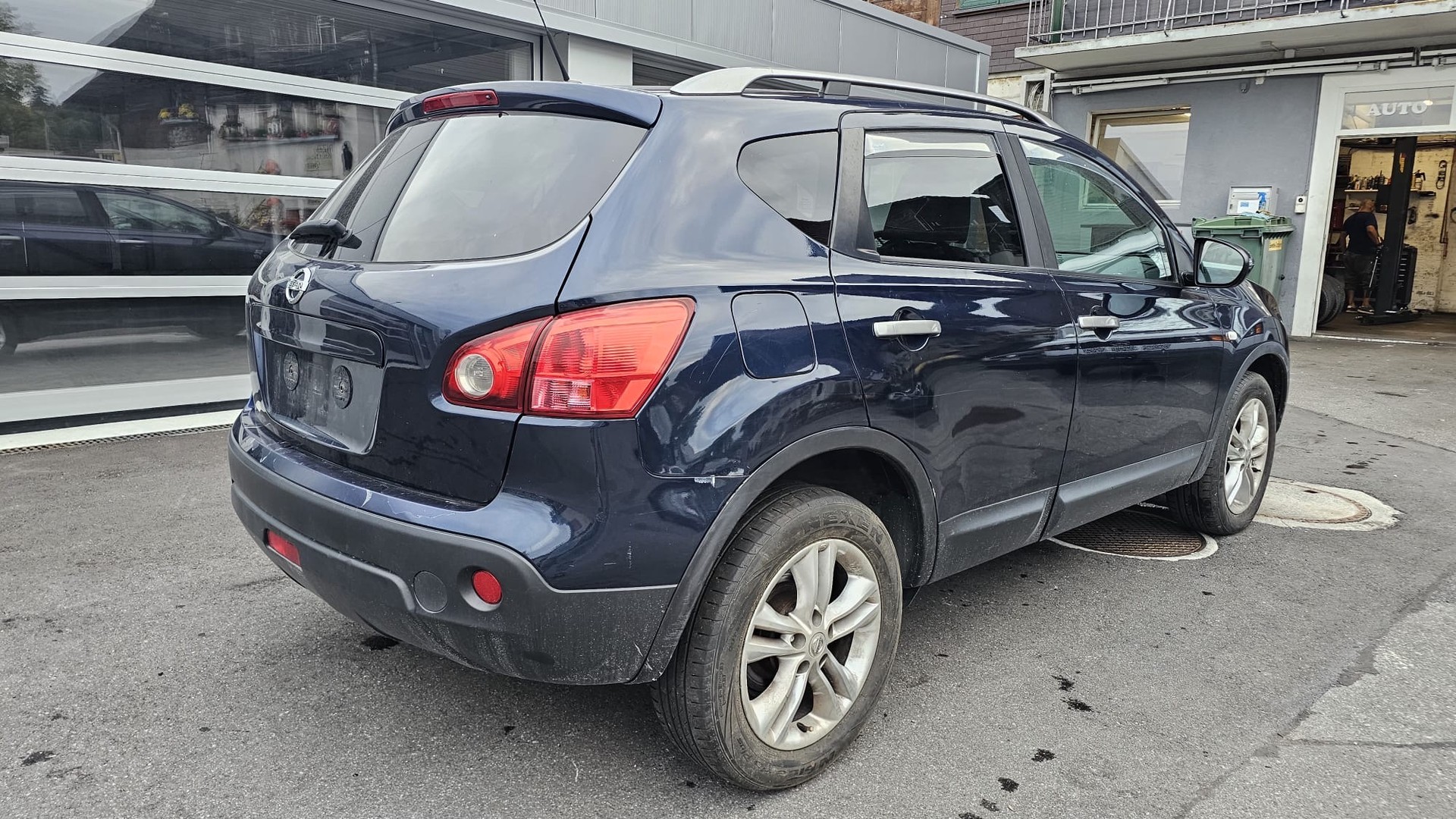 NISSAN Qashqai 2.0 4WD i-Way-image-6
