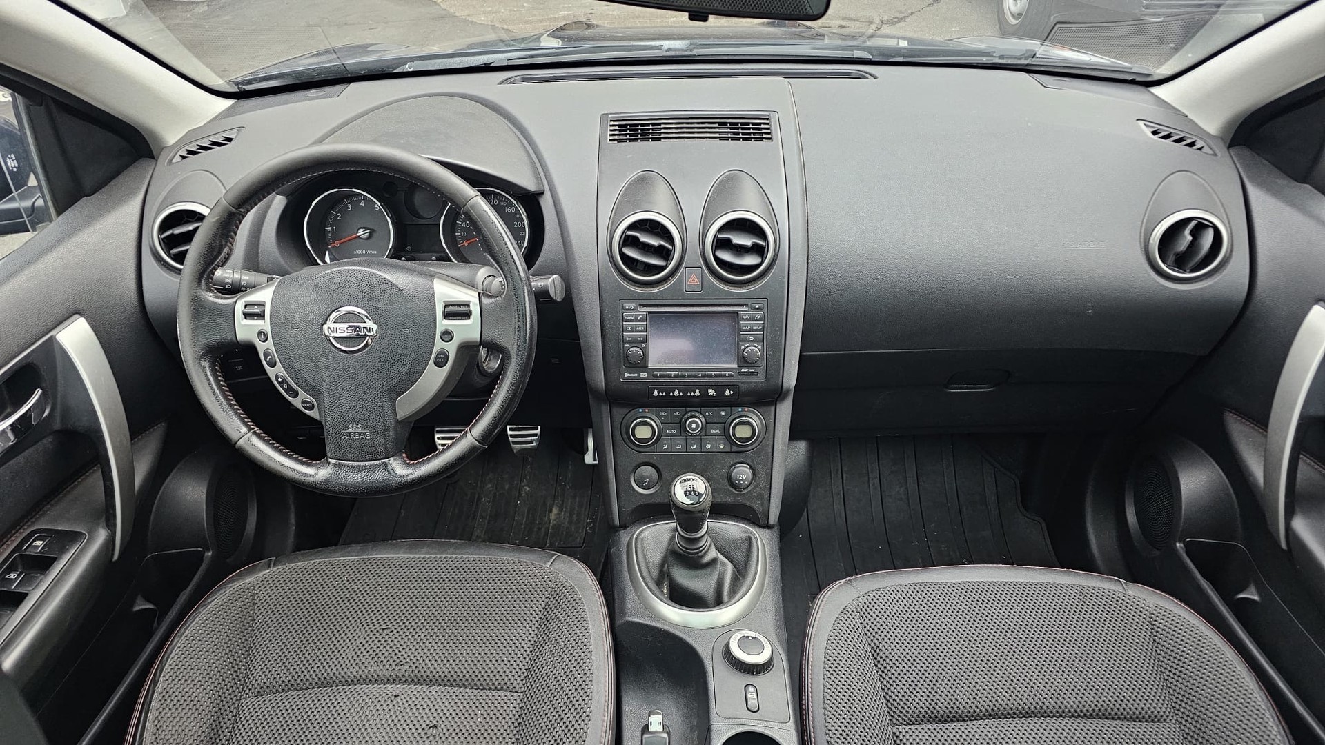 NISSAN Qashqai 2.0 4WD i-Way-image-11