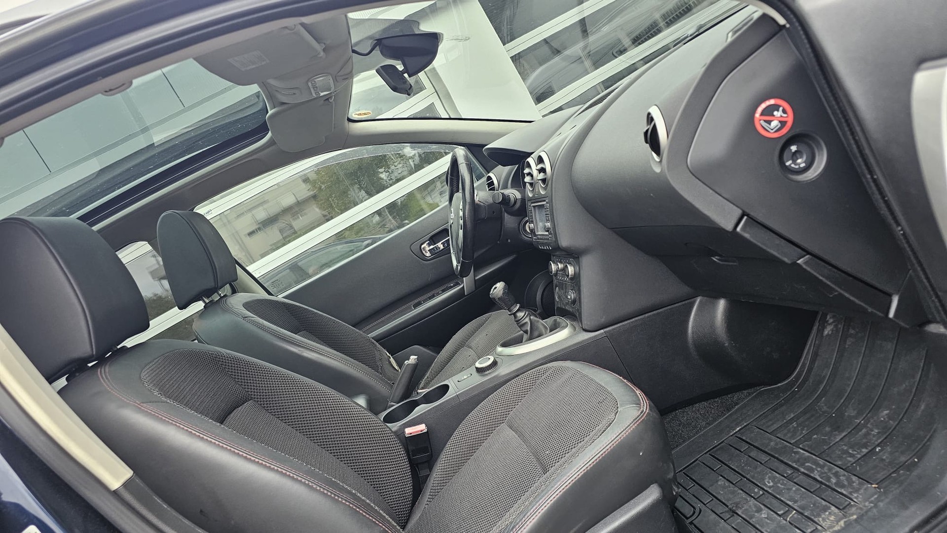 NISSAN Qashqai 2.0 4WD i-Way-image-9