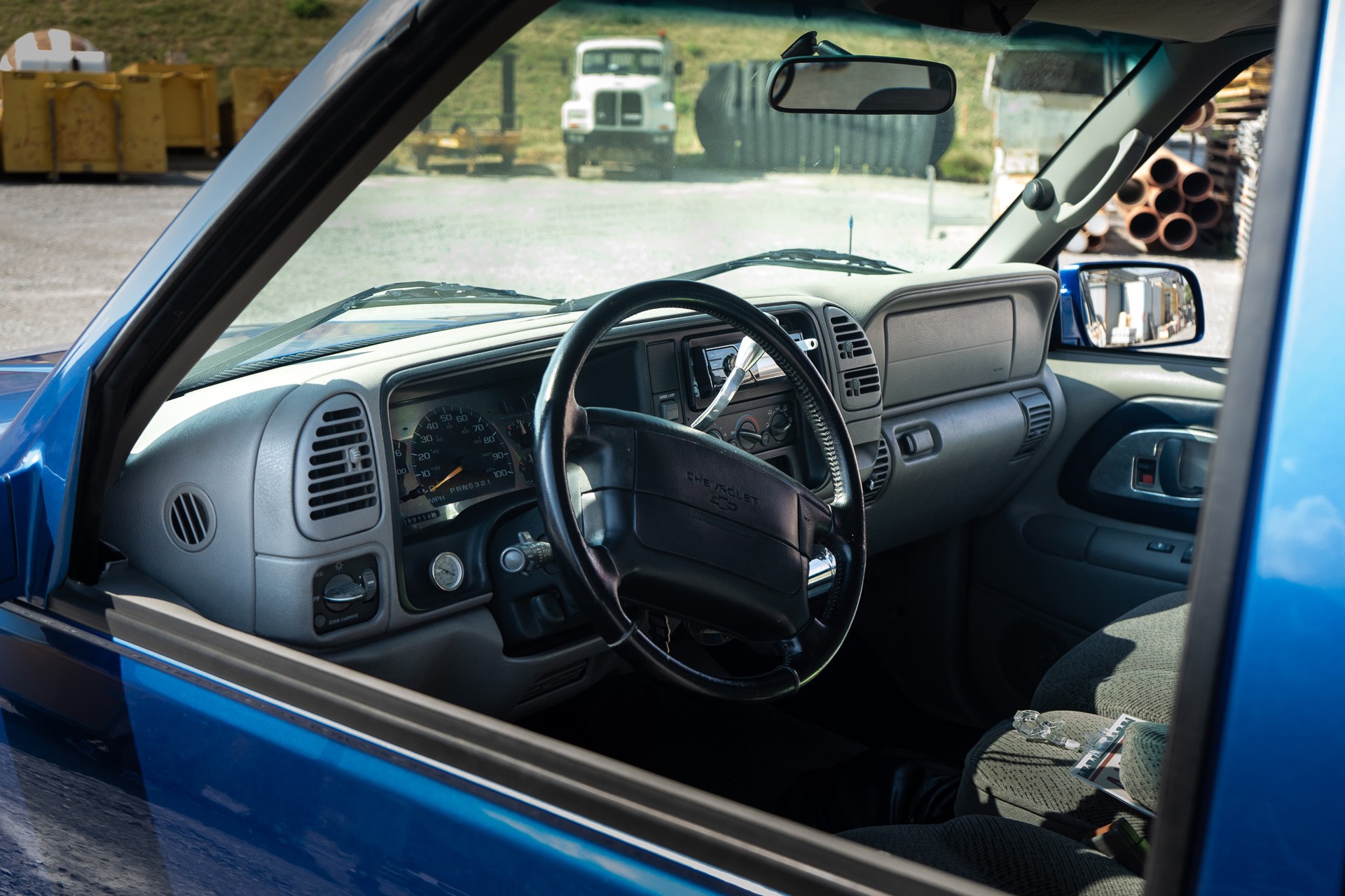 CHEVROLET C1500-image-2