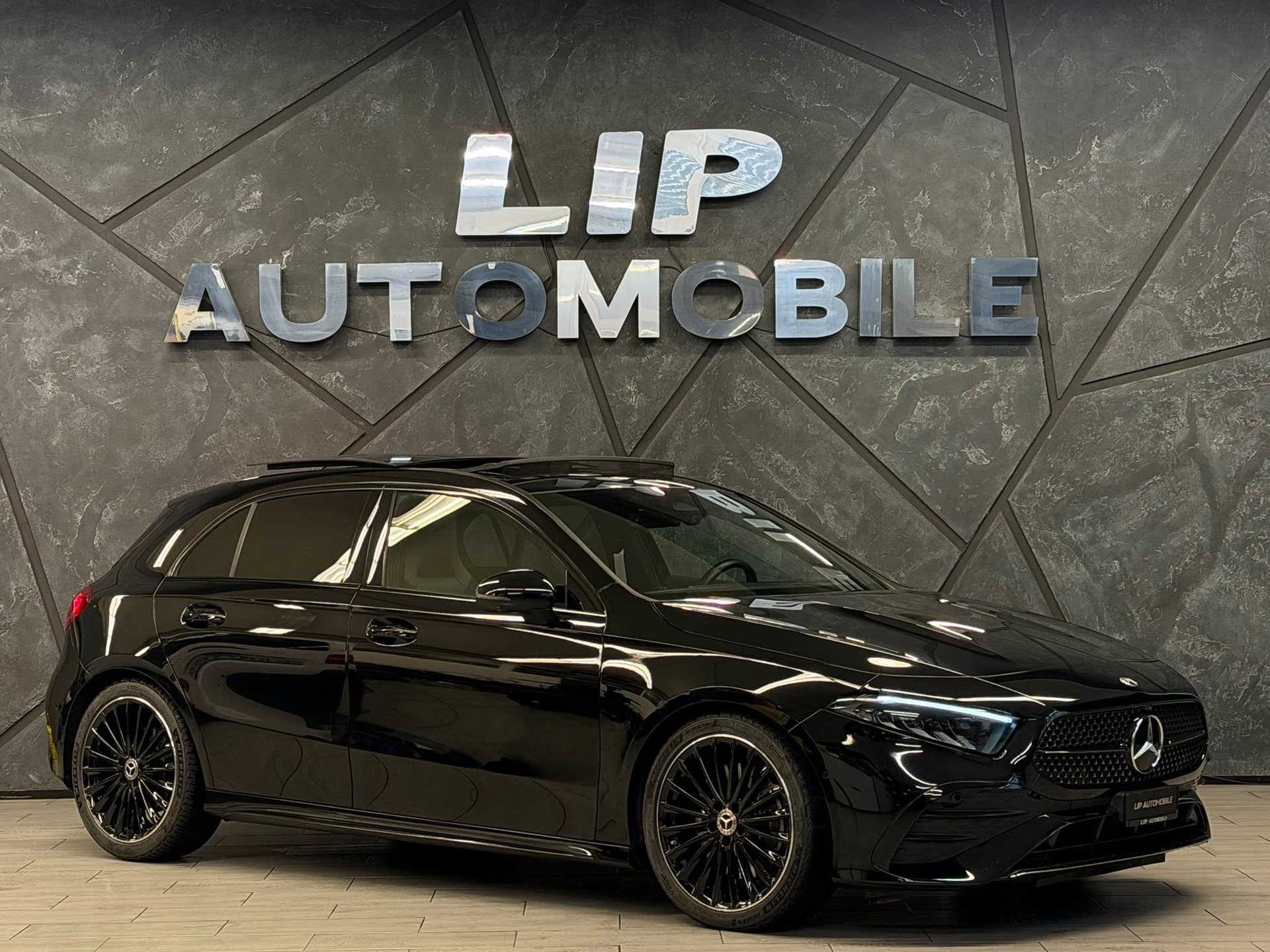 MERCEDES-BENZ A 250 4Matic 8G-DCT-image-2