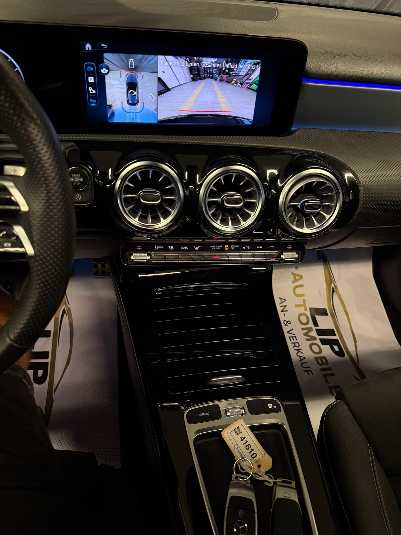 MERCEDES-BENZ A 250 4Matic 8G-DCT-image-11