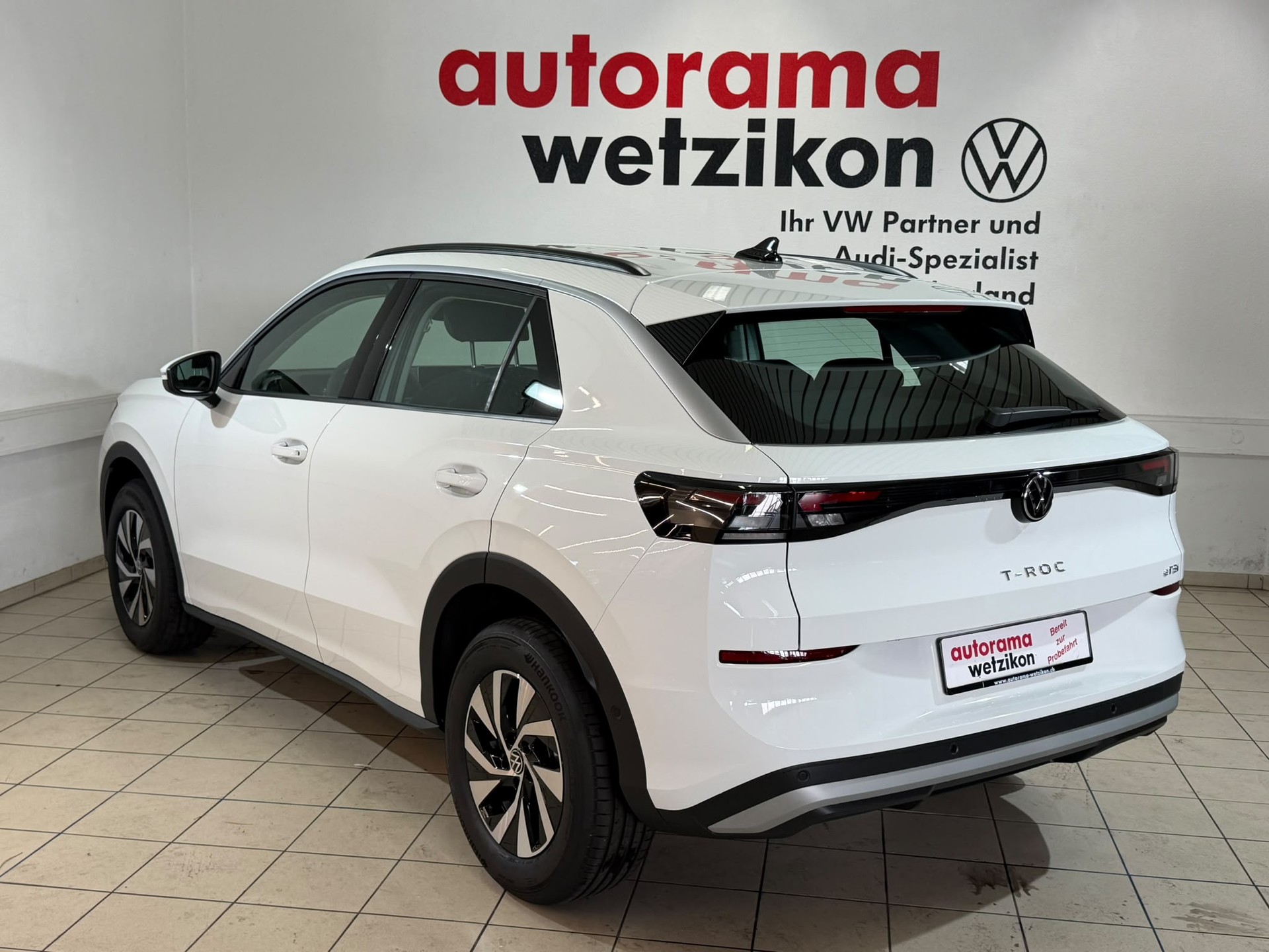 VW T-Roc 1.5 eTSI mHEV Trend DSG-showroom-element-2