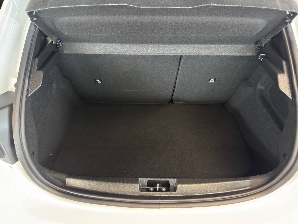 PEUGEOT 208 1.2 PureTech Like-image-11