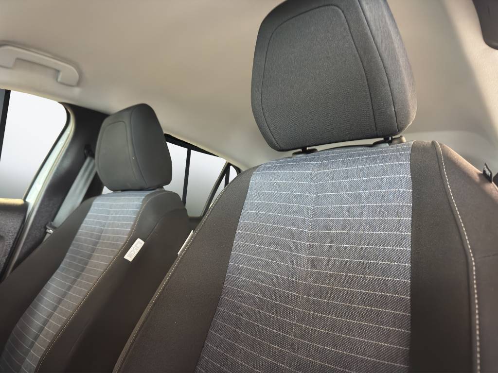 PEUGEOT 208 1.2 PureTech Like-image-9