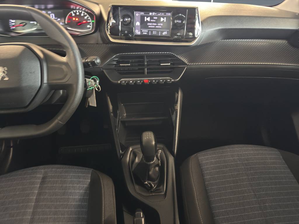 PEUGEOT 208 1.2 PureTech Like-image-6