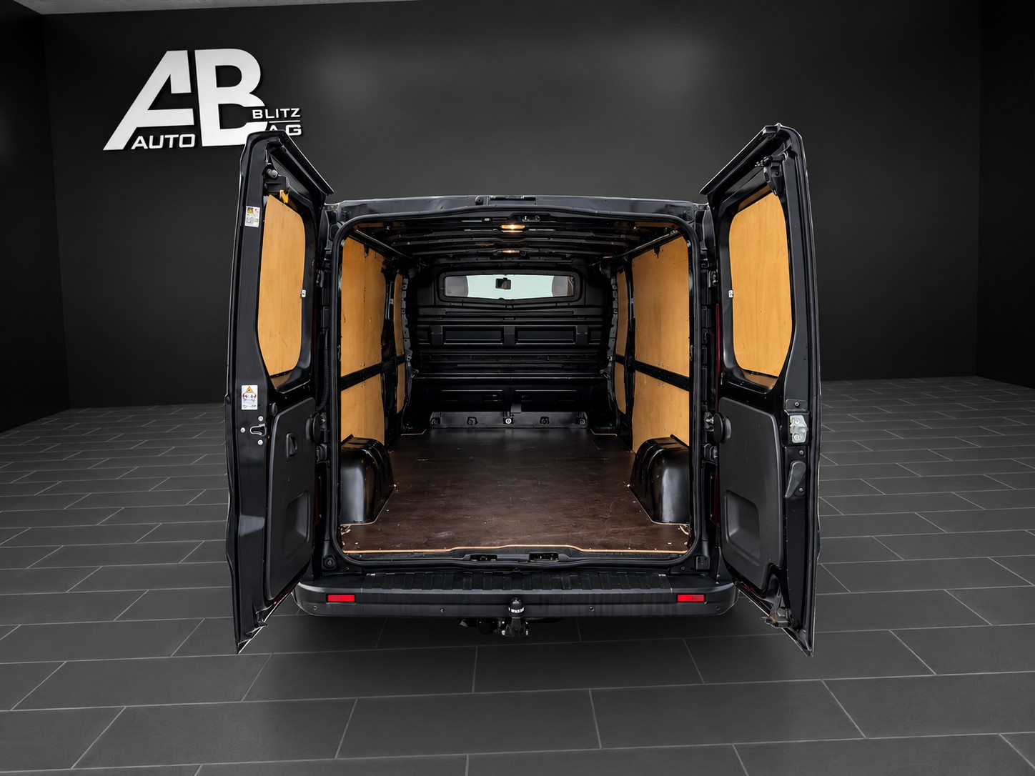 RENAULT Trafic 1.6 ENERGY TwinT. dCi140 2.9t Busin. L2H1-image-10