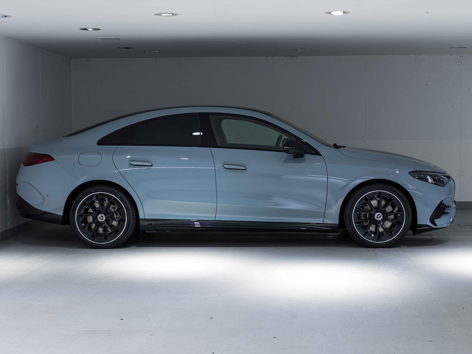 MERCEDES-BENZ CLA 350 4MATIC EQ-image-1