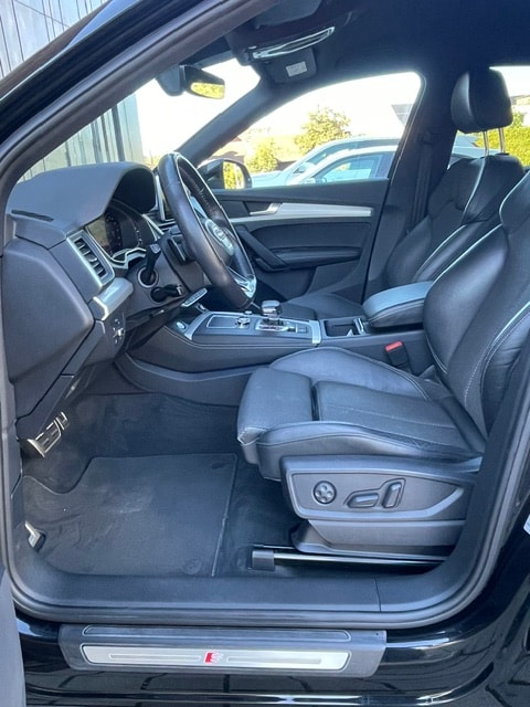 AUDI Q5 2.0 TDI sport quattro S-tronic-image-16