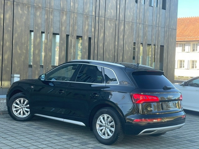 AUDI Q5 2.0 TDI sport quattro S-tronic-image-13