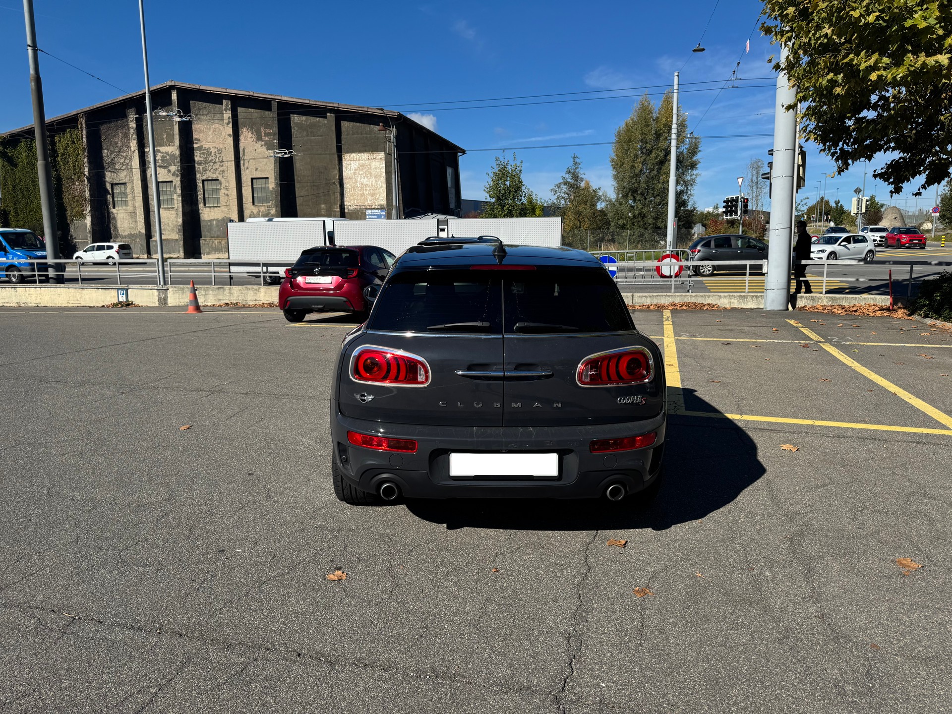 MINI Clubman Cooper S ALL4-image-5