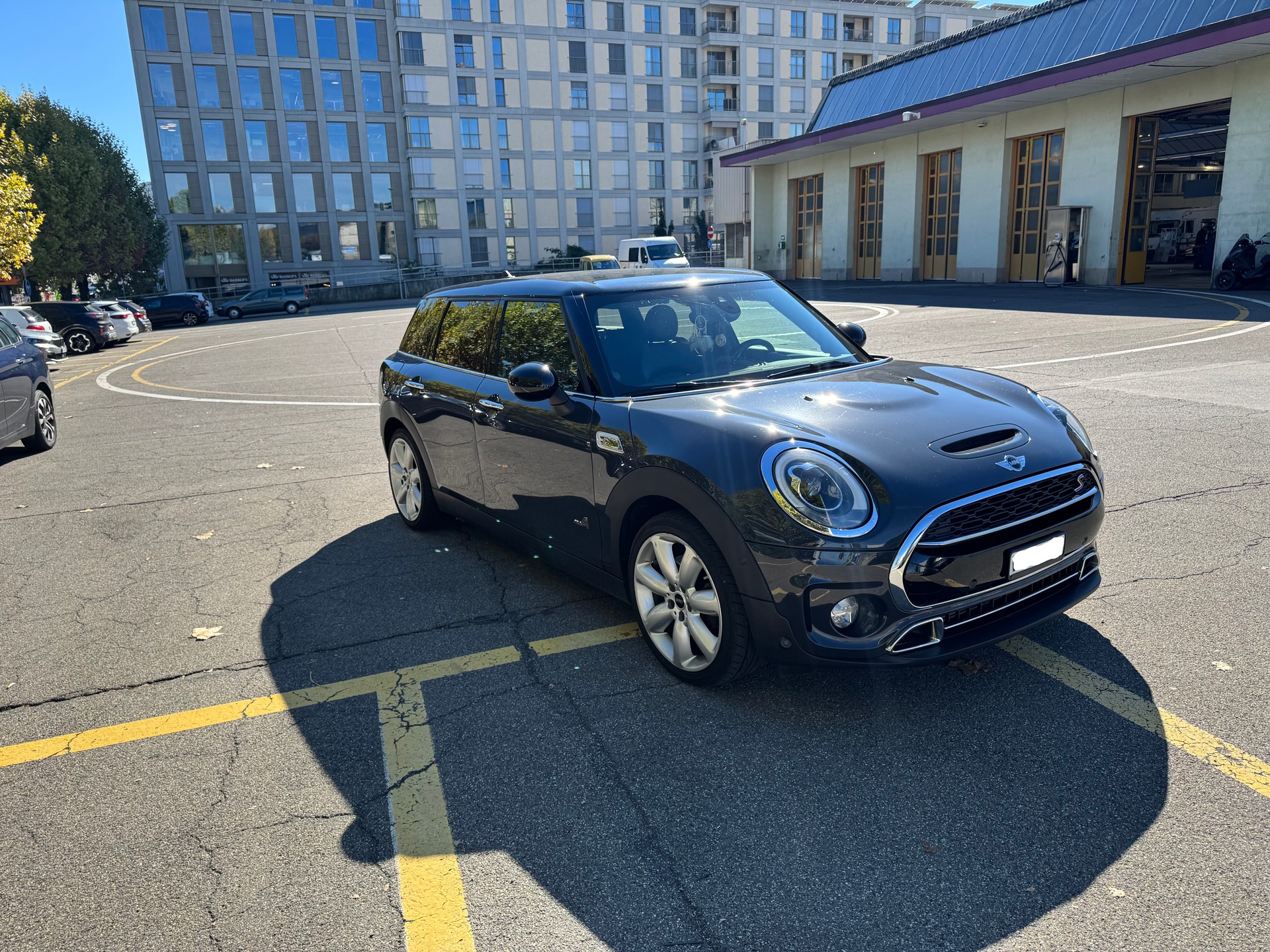 MINI Clubman Cooper S ALL4-image-2