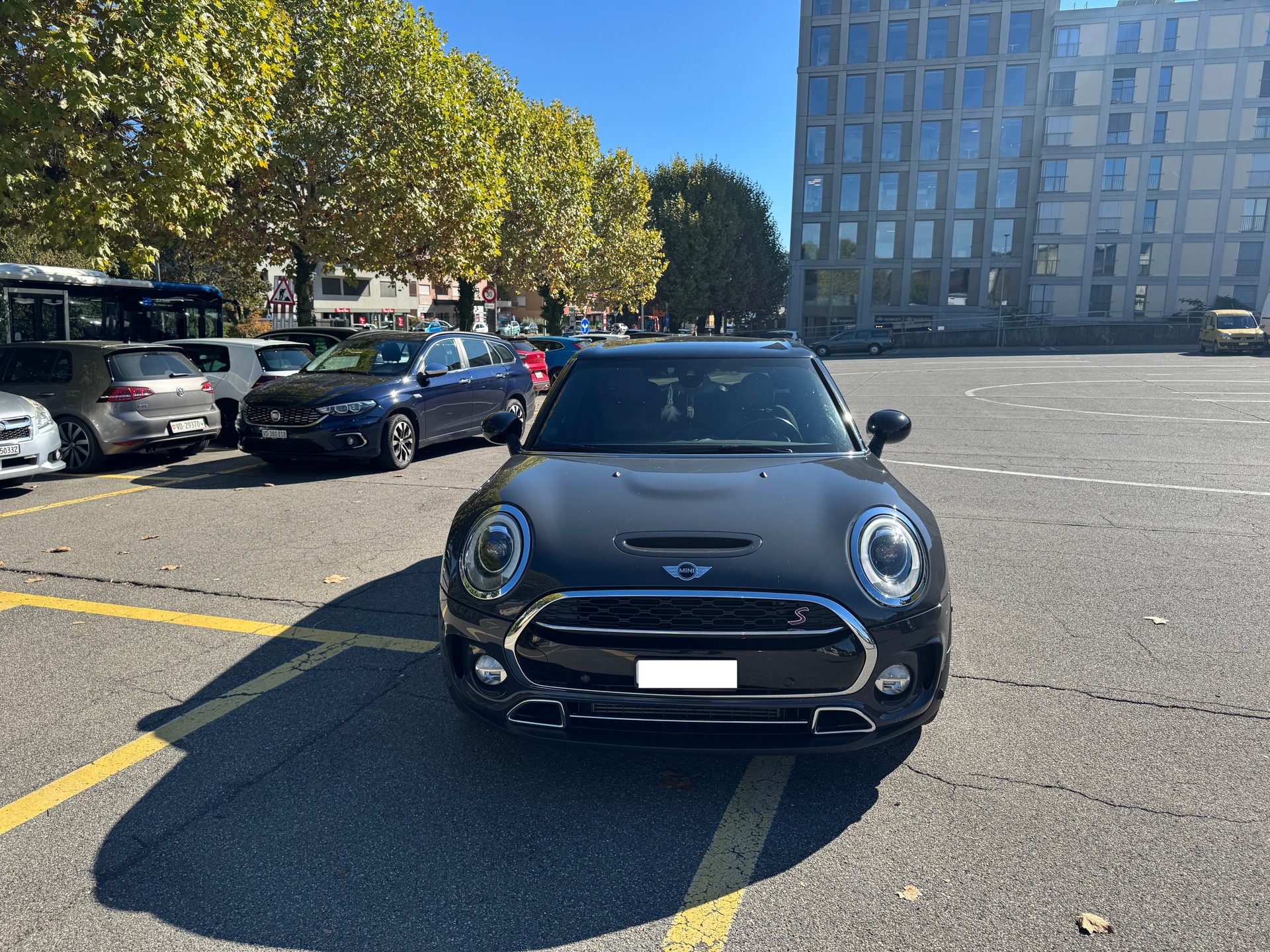MINI Clubman Cooper S ALL4-image-1