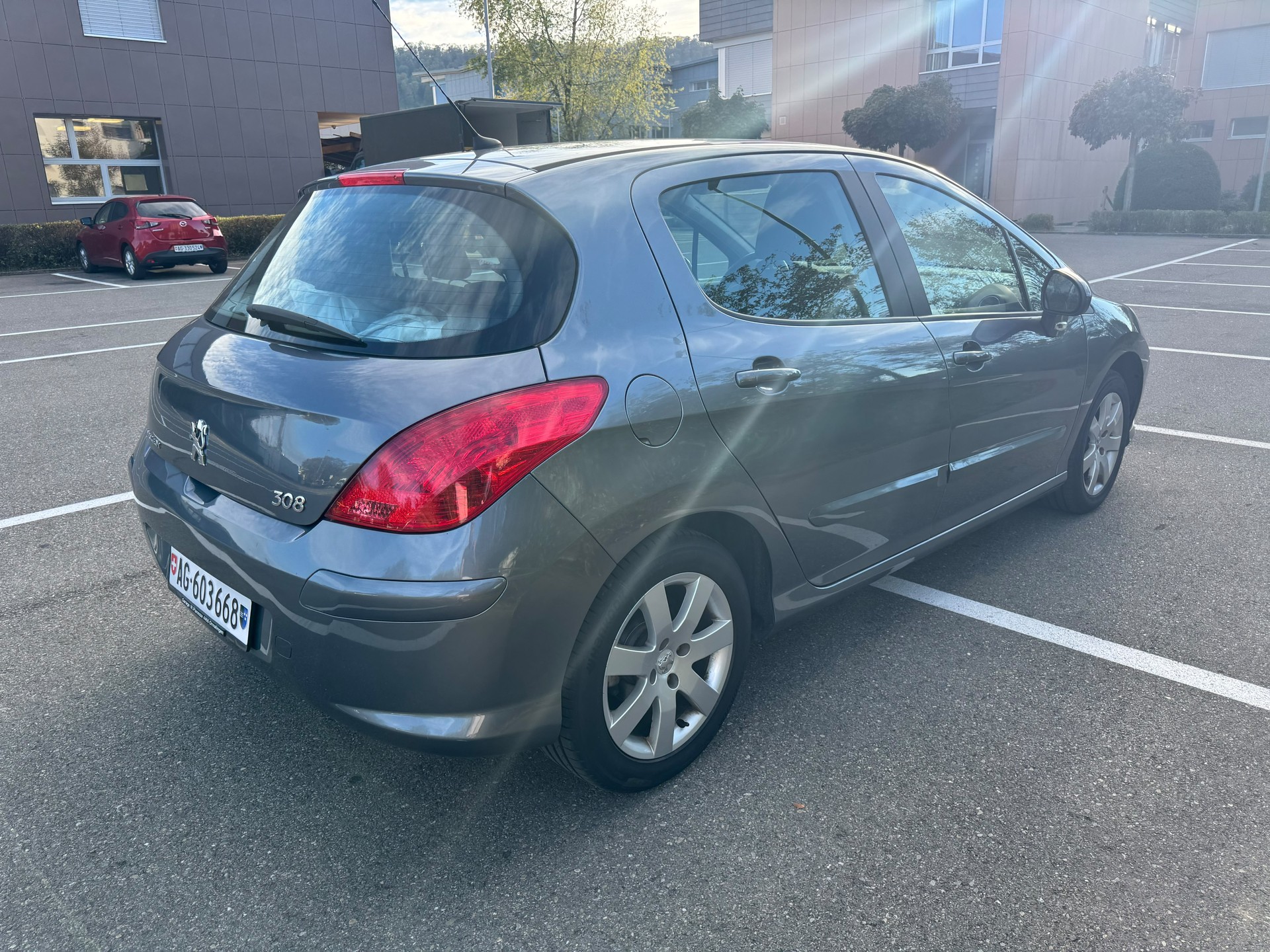 PEUGEOT 308 1.6 16V VTI Sport Ab MFK Ab Service 8 Fach-image-3