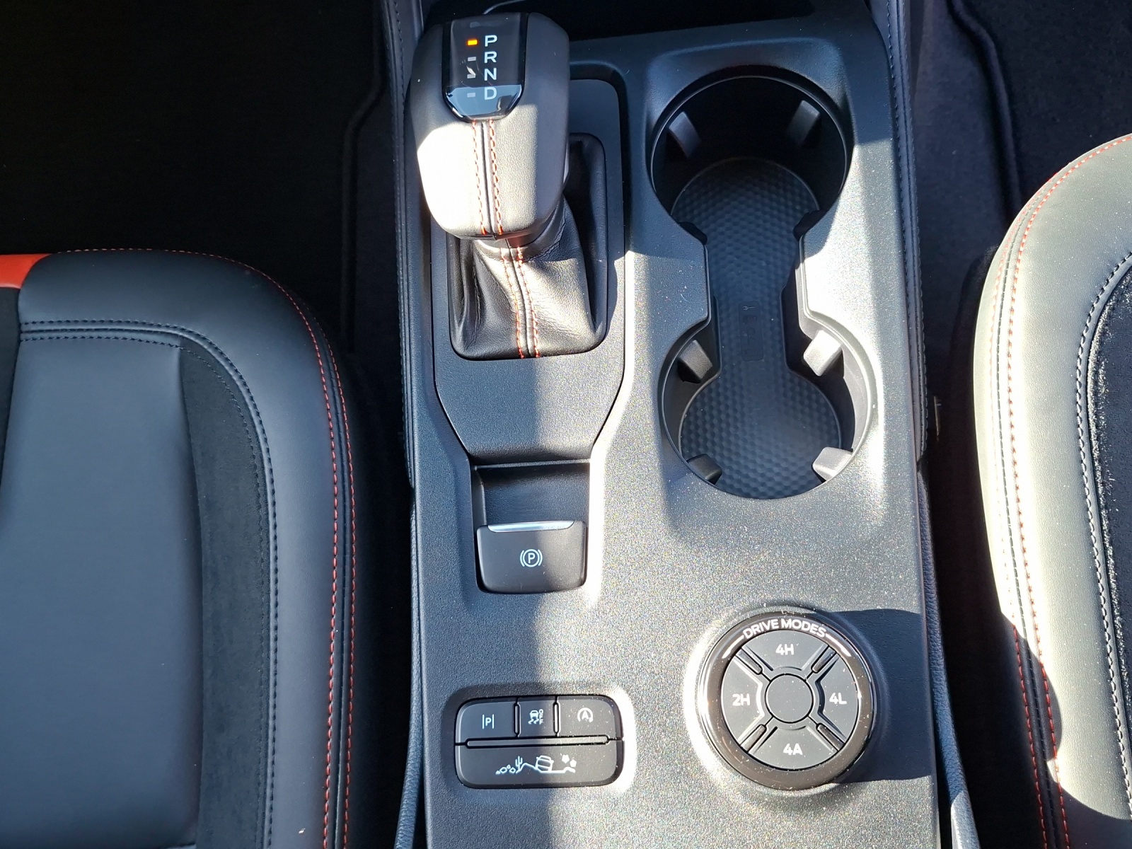 FORD Ranger RAPTOR 2.0 Eco Blue e-4WD Automatique-image-12