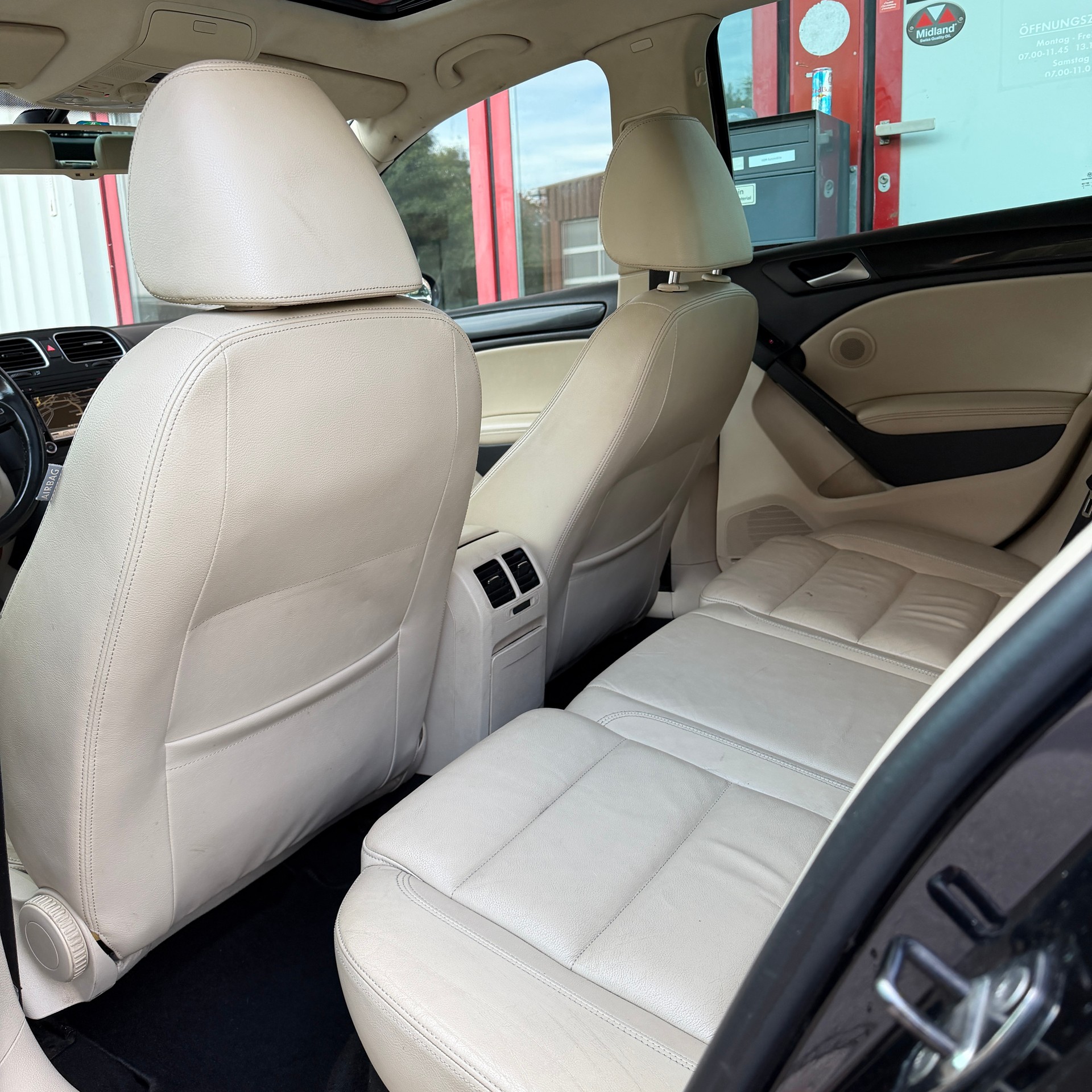 VW Golf 1.4 TSI Team DSG-image-7