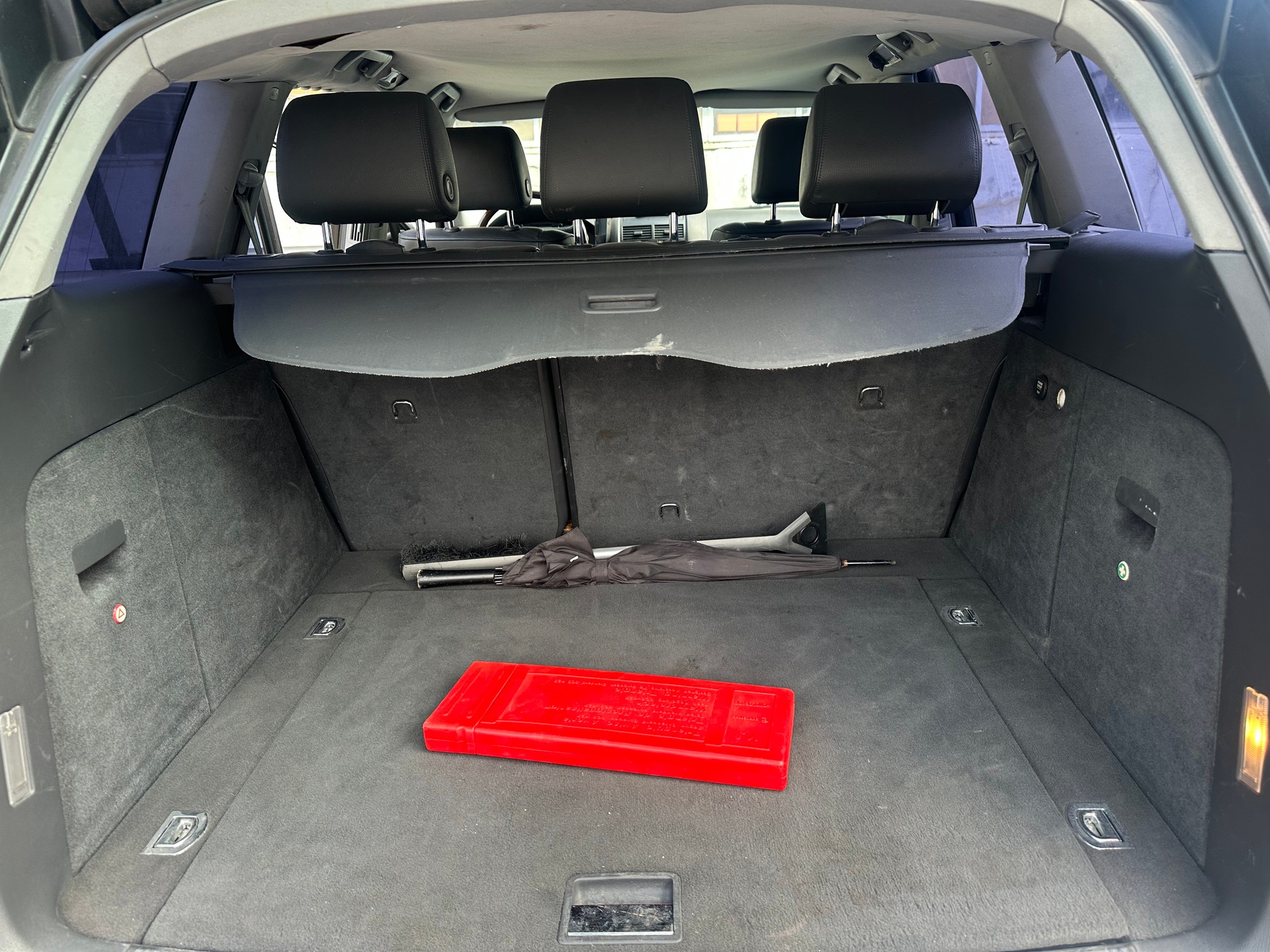 VW Touareg 3.2 V6-image-12