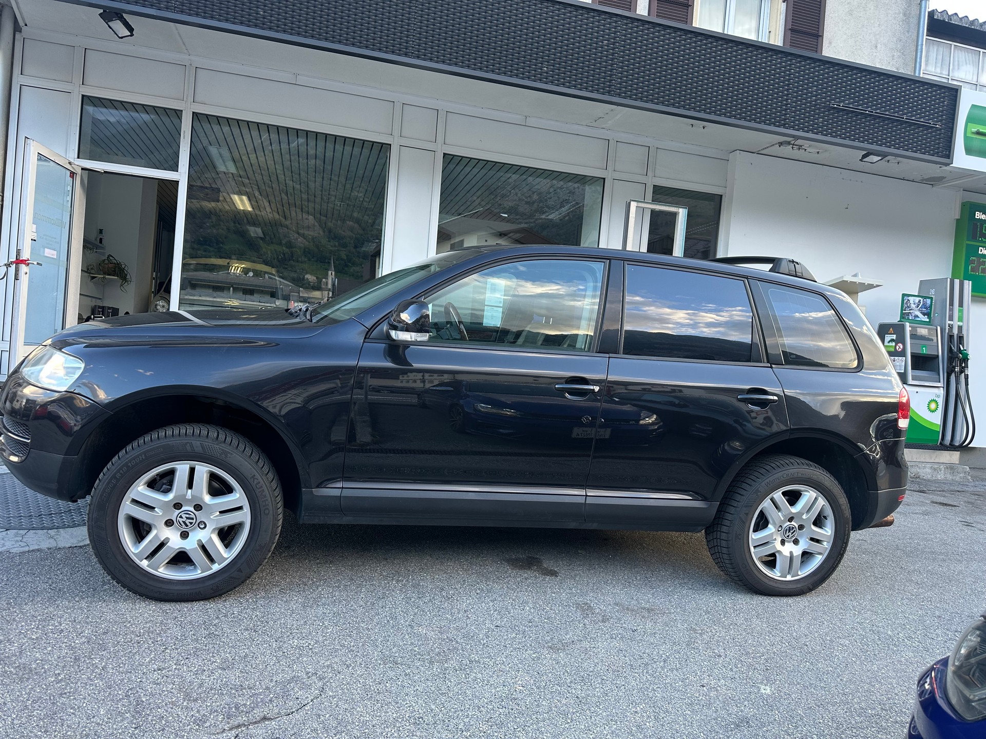 VW Touareg 3.2 V6-image-6